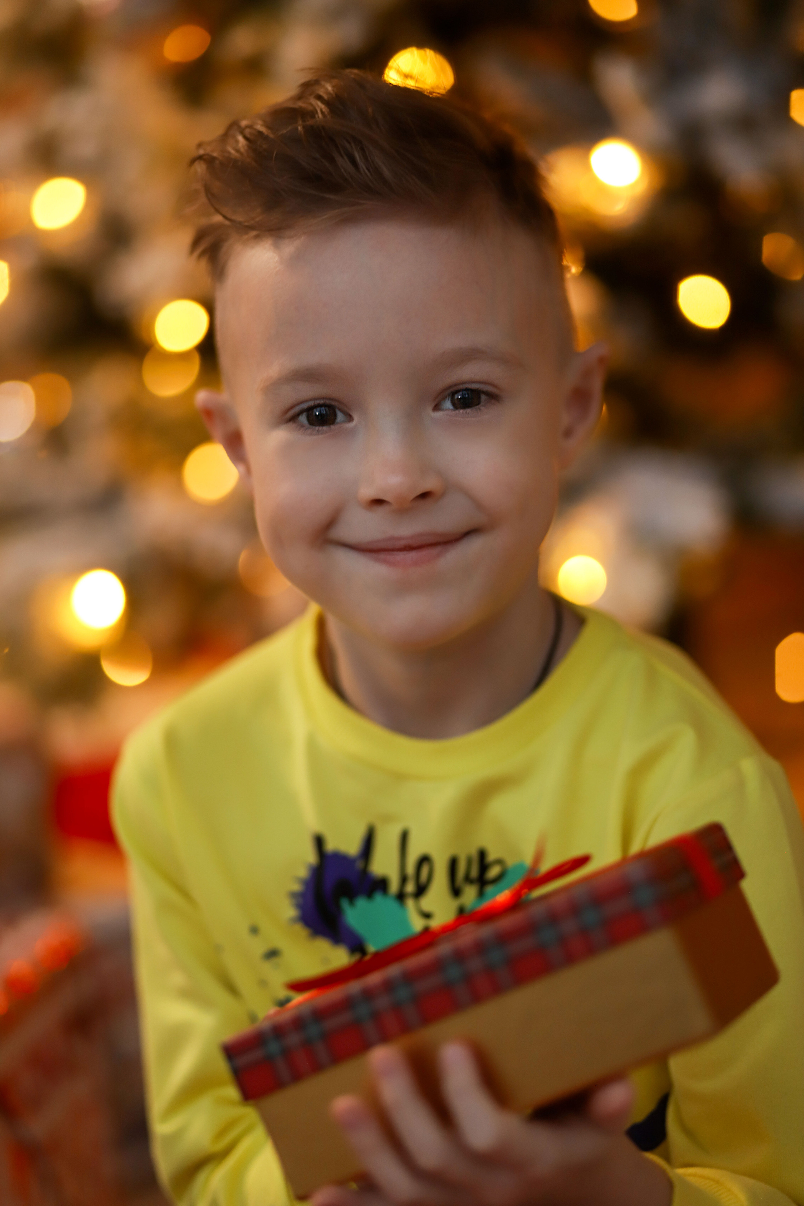 Семейная фотосессия с пушистиком!. Фотостудия во Всеволожске. Подходит для всех творческих проектов