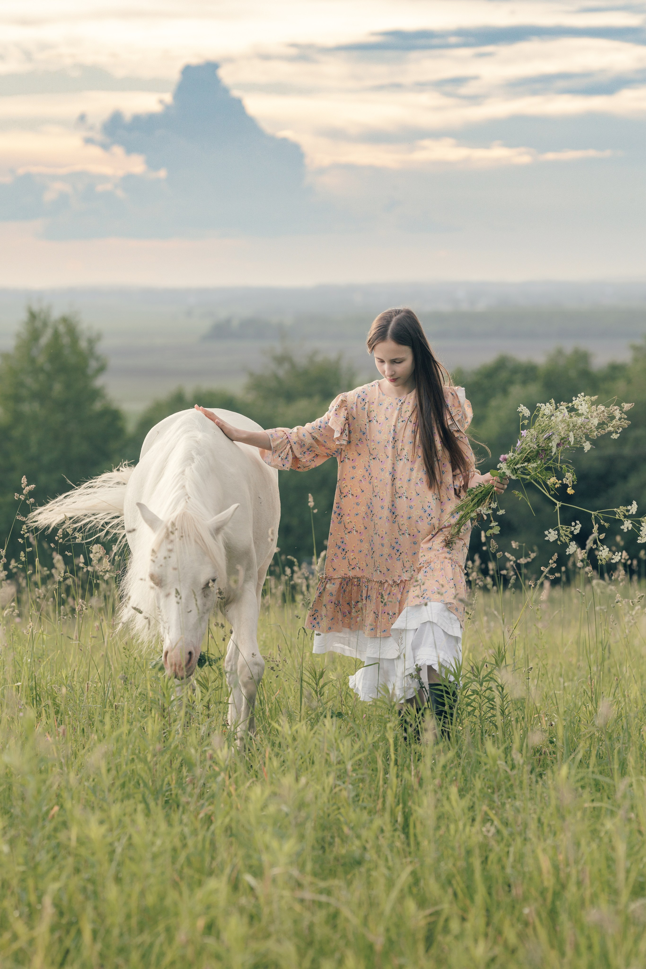 фотосессия с белой пони