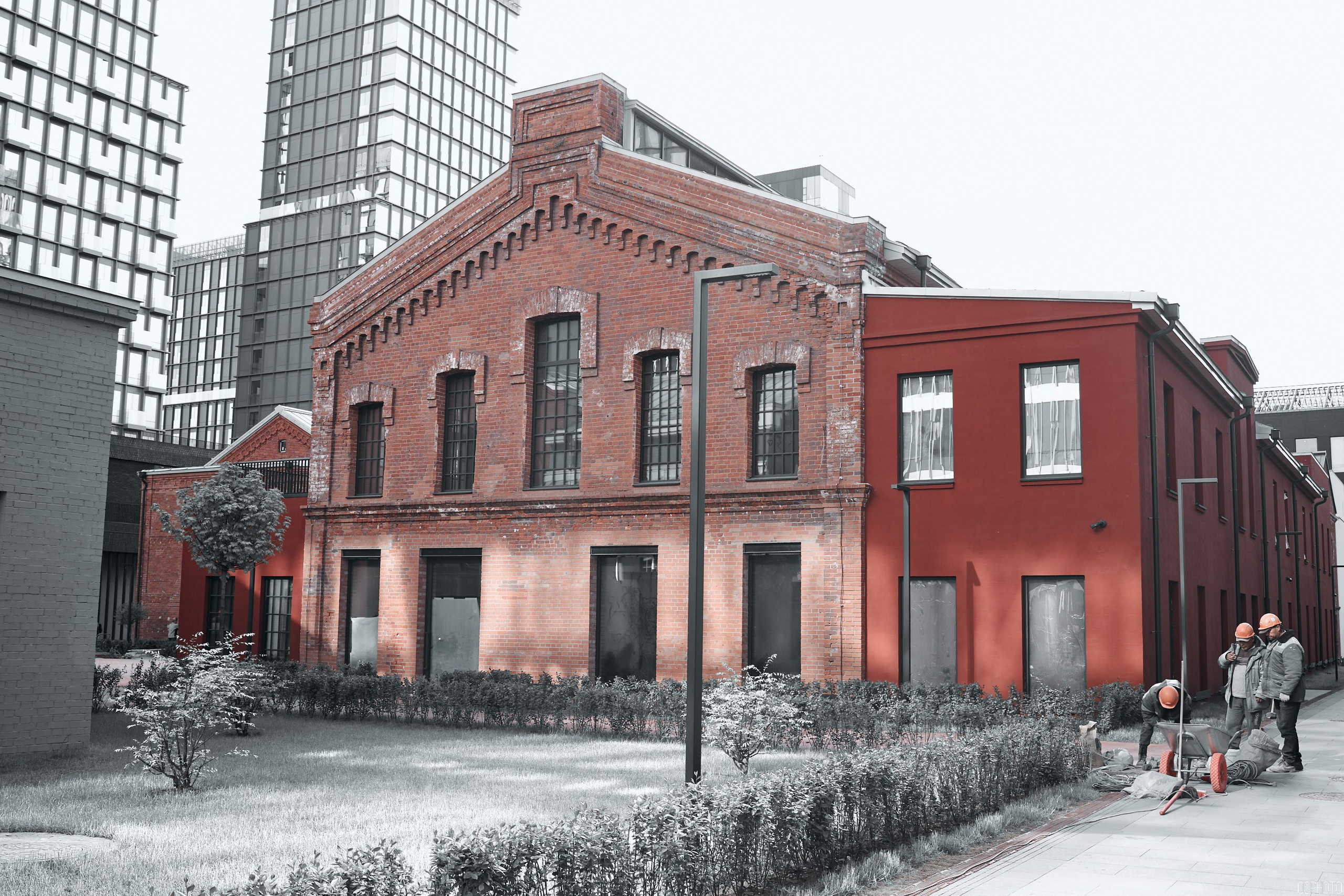 Геометрия. Фотографъ Сергѣевъ. Поймать мгновеніе