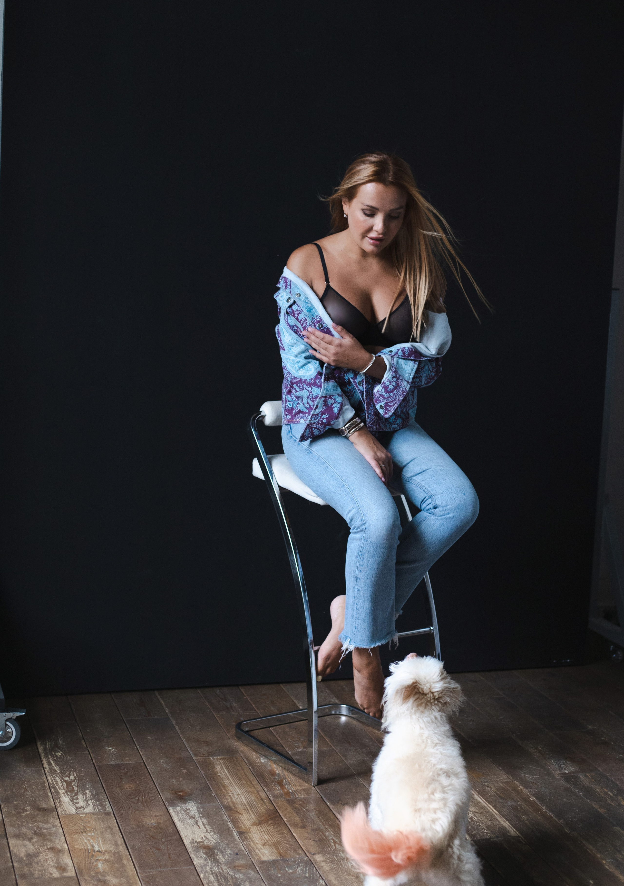 Анна в минимализме. Портретный Фотограф в Санкт-Петербурге Кира Орехова