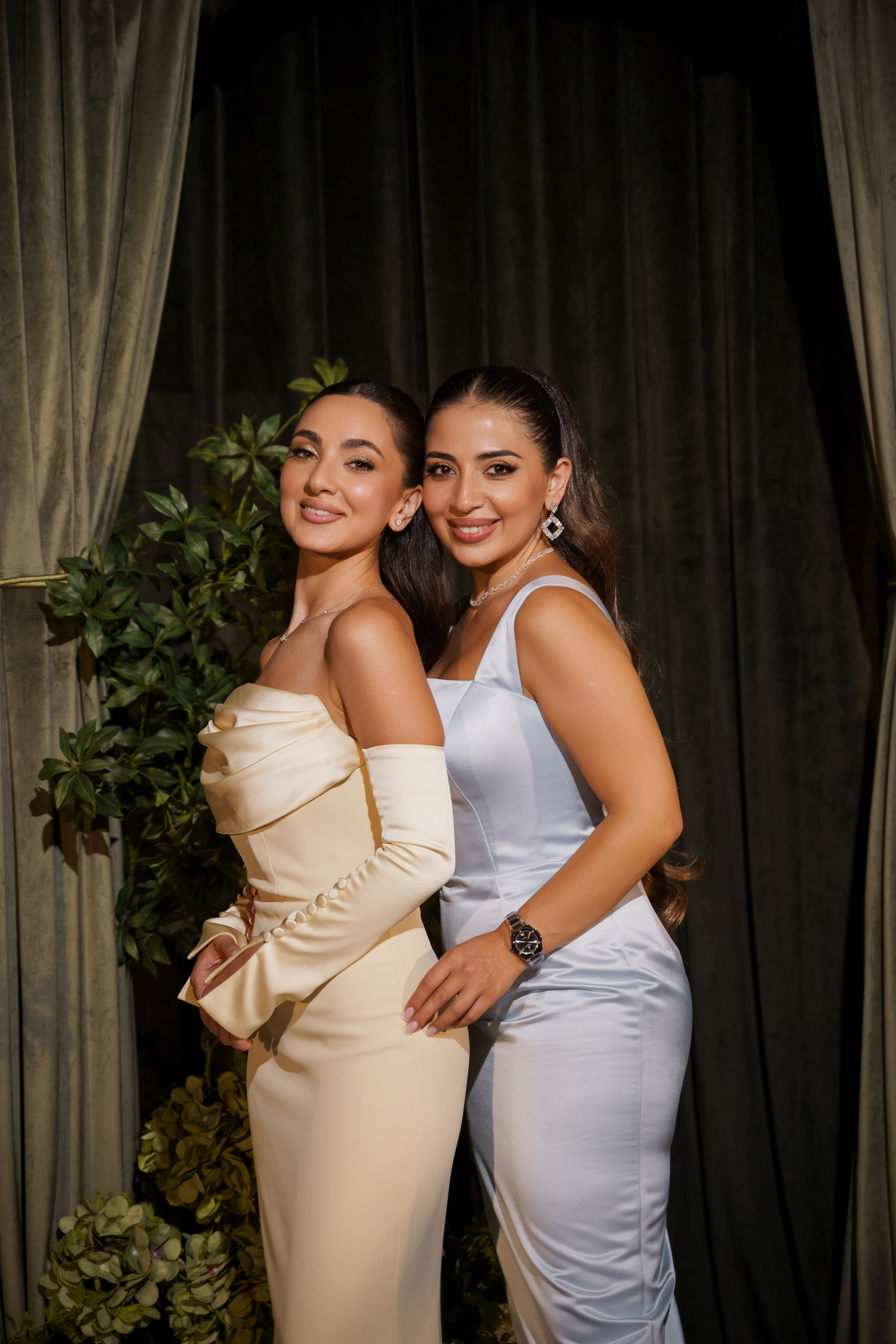 Сватовство в Краснодаре от лучших свадебных фотографов и операторов ТВИНС СТУДИО. ТВИНС СТУДИО — лучшие свадебные фотографы и видеографы в Краснодаре