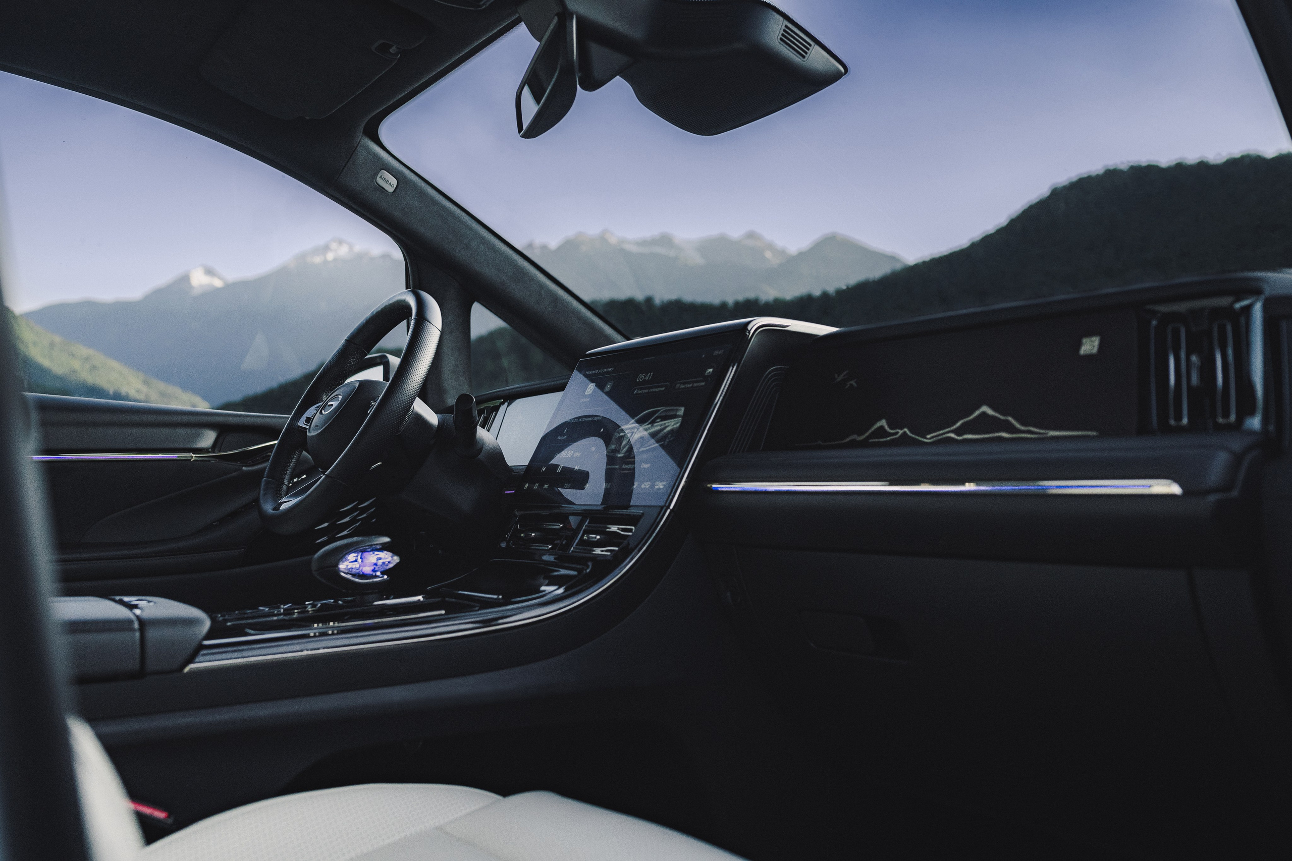 Сотрудничество с GAC Motor. Флагманы модельного ряда 2025: M8 & GS8 Dragon HEV. Фотограф Илья К. в Москве