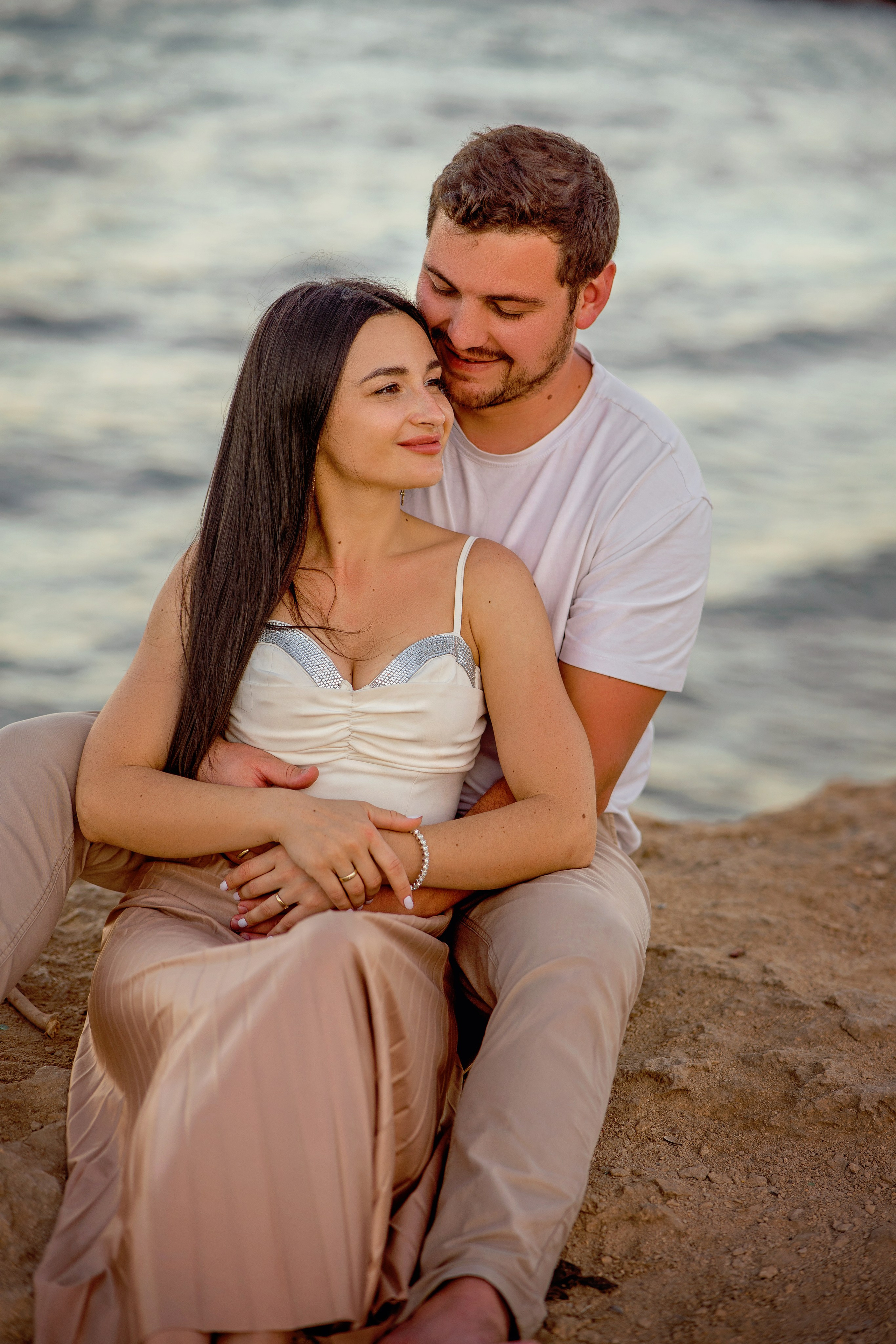 Фотосессия на диком пляже. Фотограф в Египте, Хургаде, Луксоре, Сафаге. Фотограф по всему миру