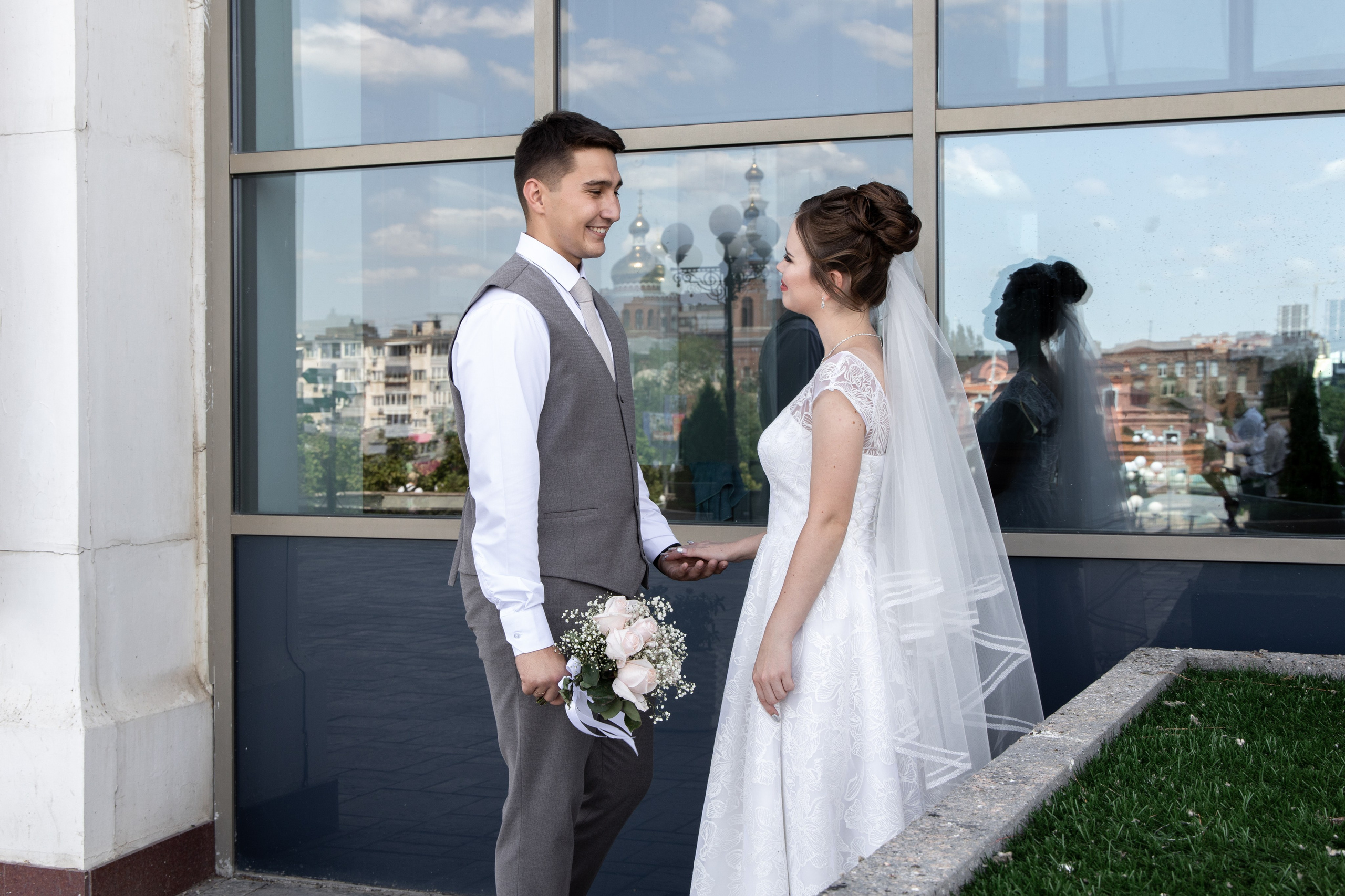 Свадебная прогулка жениха и невесты Астрахань.