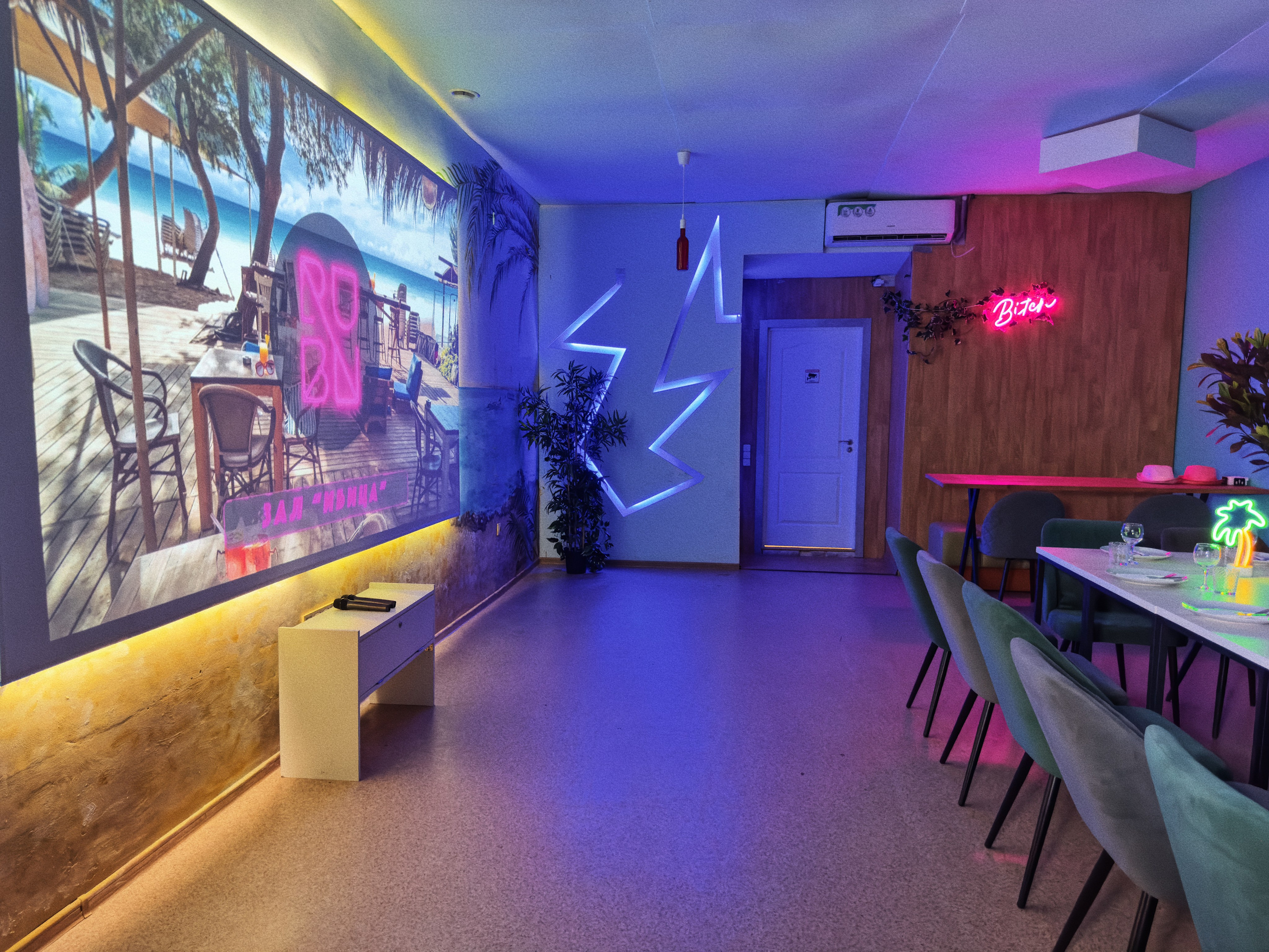 Ибица. Аренда лофта в СПб для мероприятий