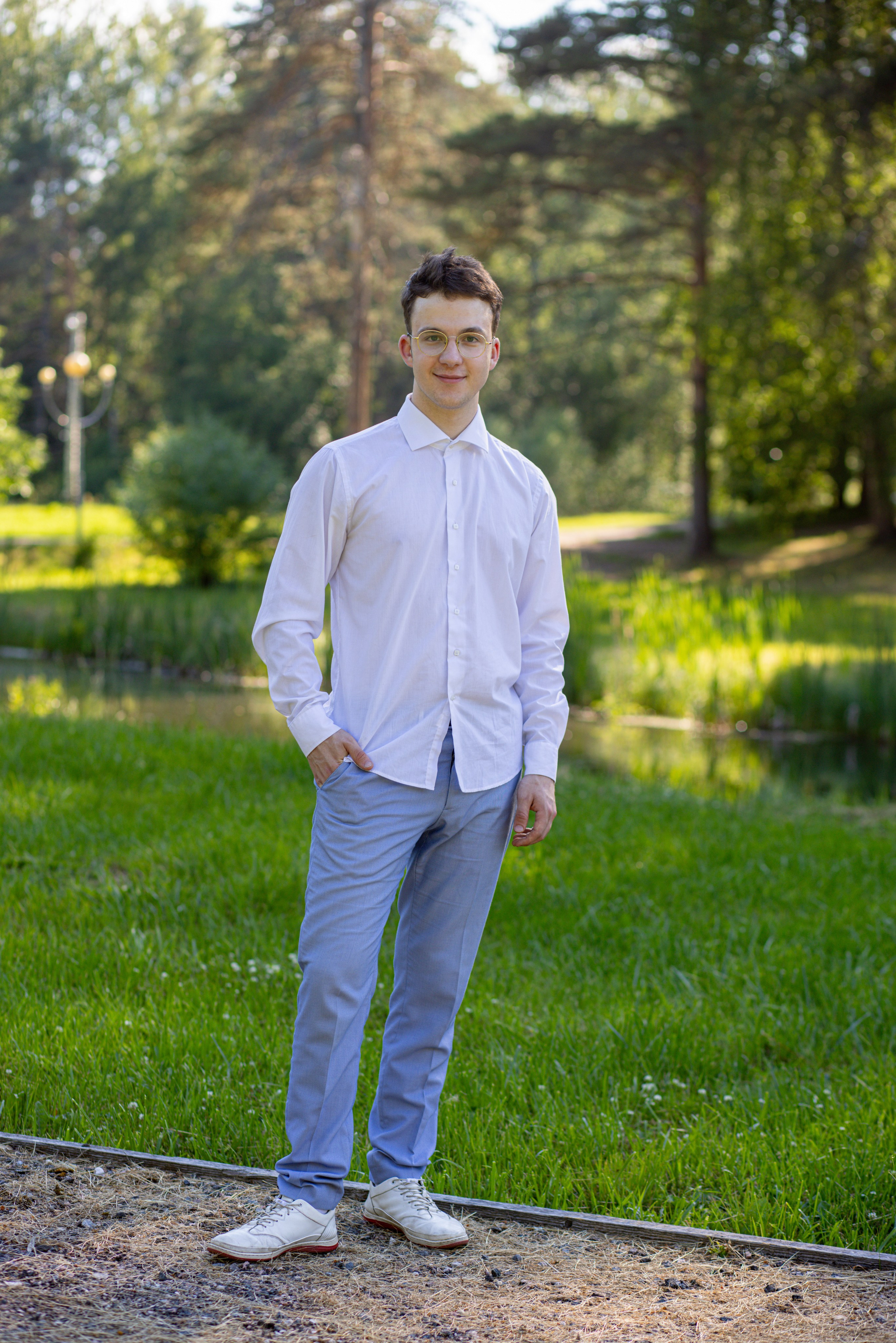 Фотосессия на выпускной. Школа № 12, 11 класс, 2024 г. Студия выпускных альбомов Остров