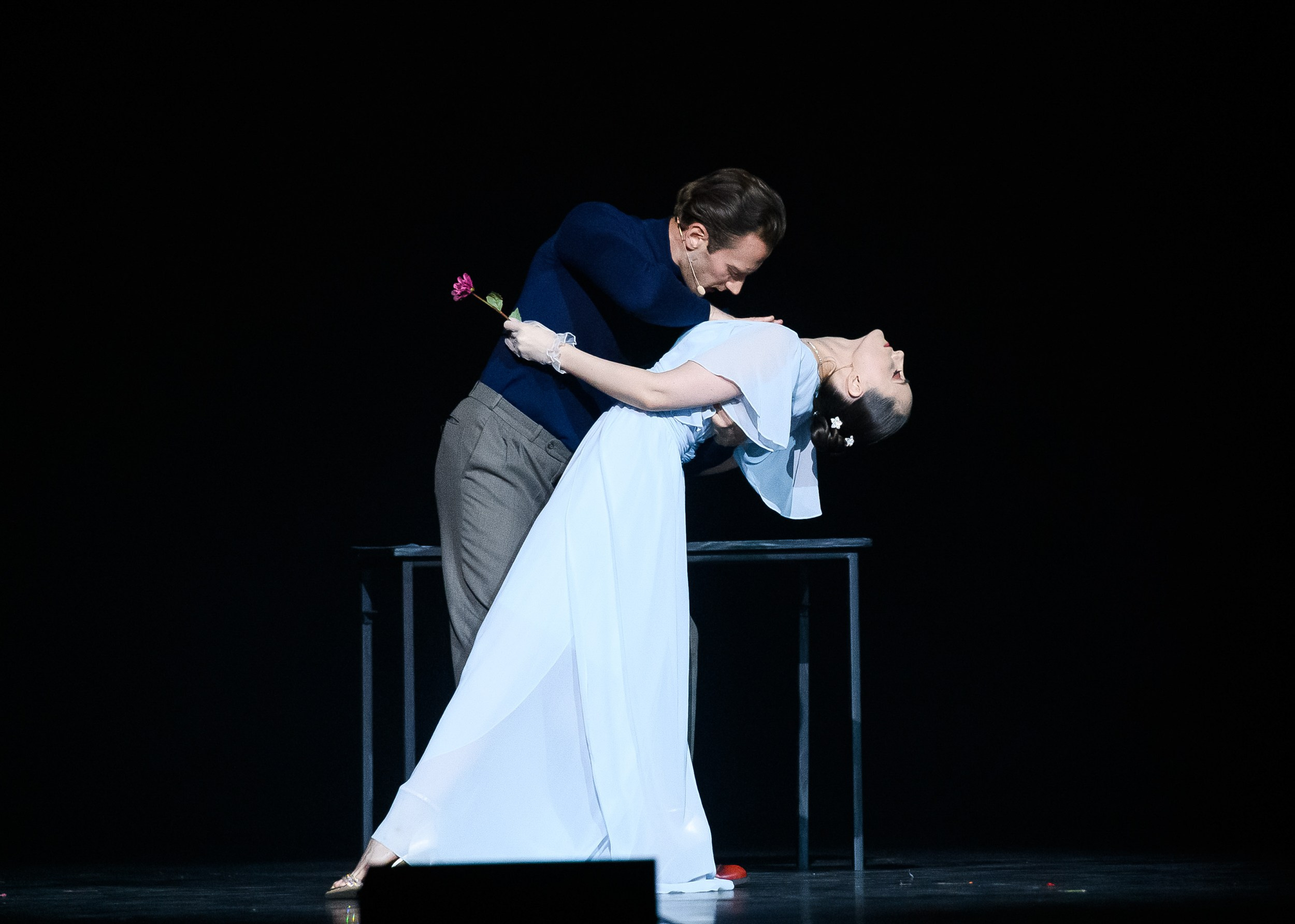 Пластический спектакль «НАВАЖДЕНИЕ» Ирины Виннер