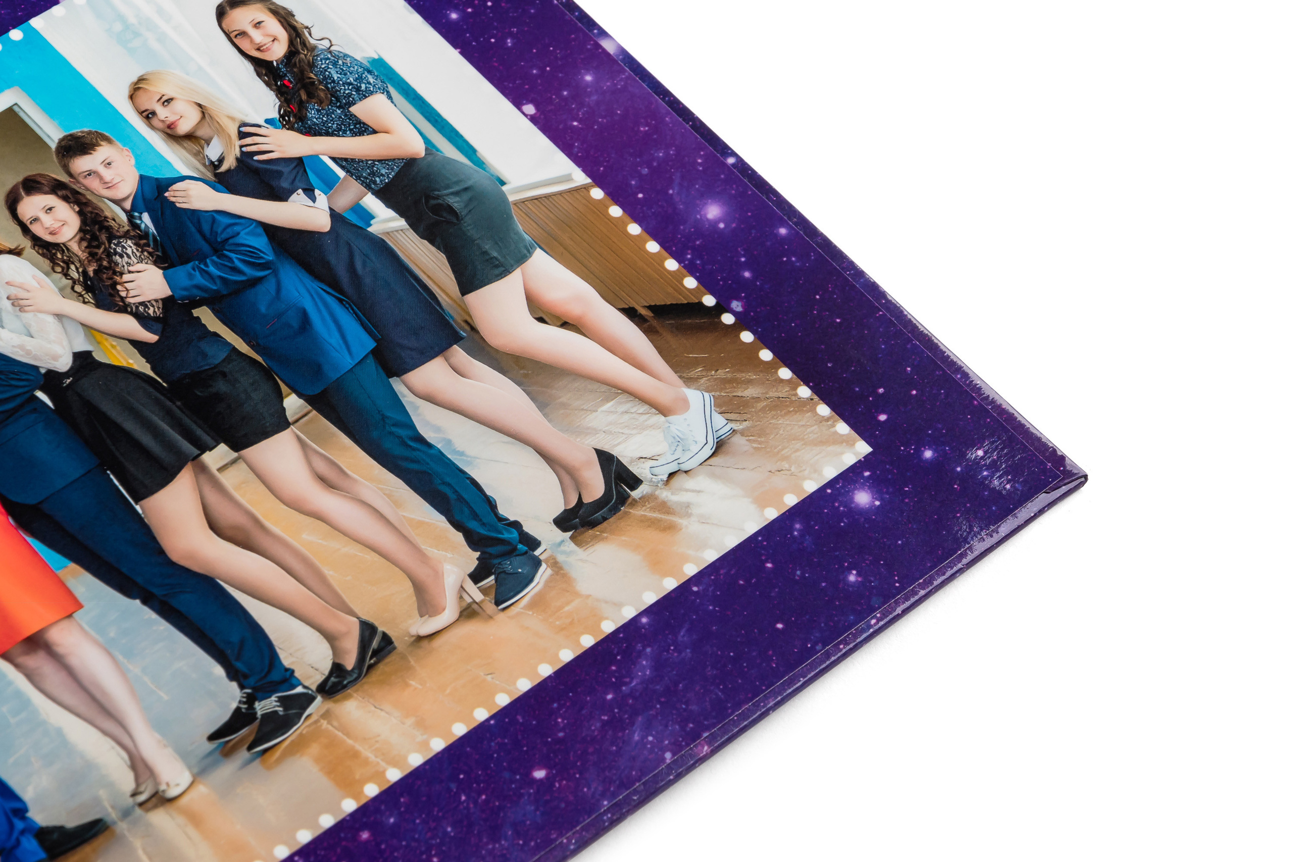 Школьные альбомы в Краснодаре. Профессиональный фотограф в Краснодаре Виталий Васькович