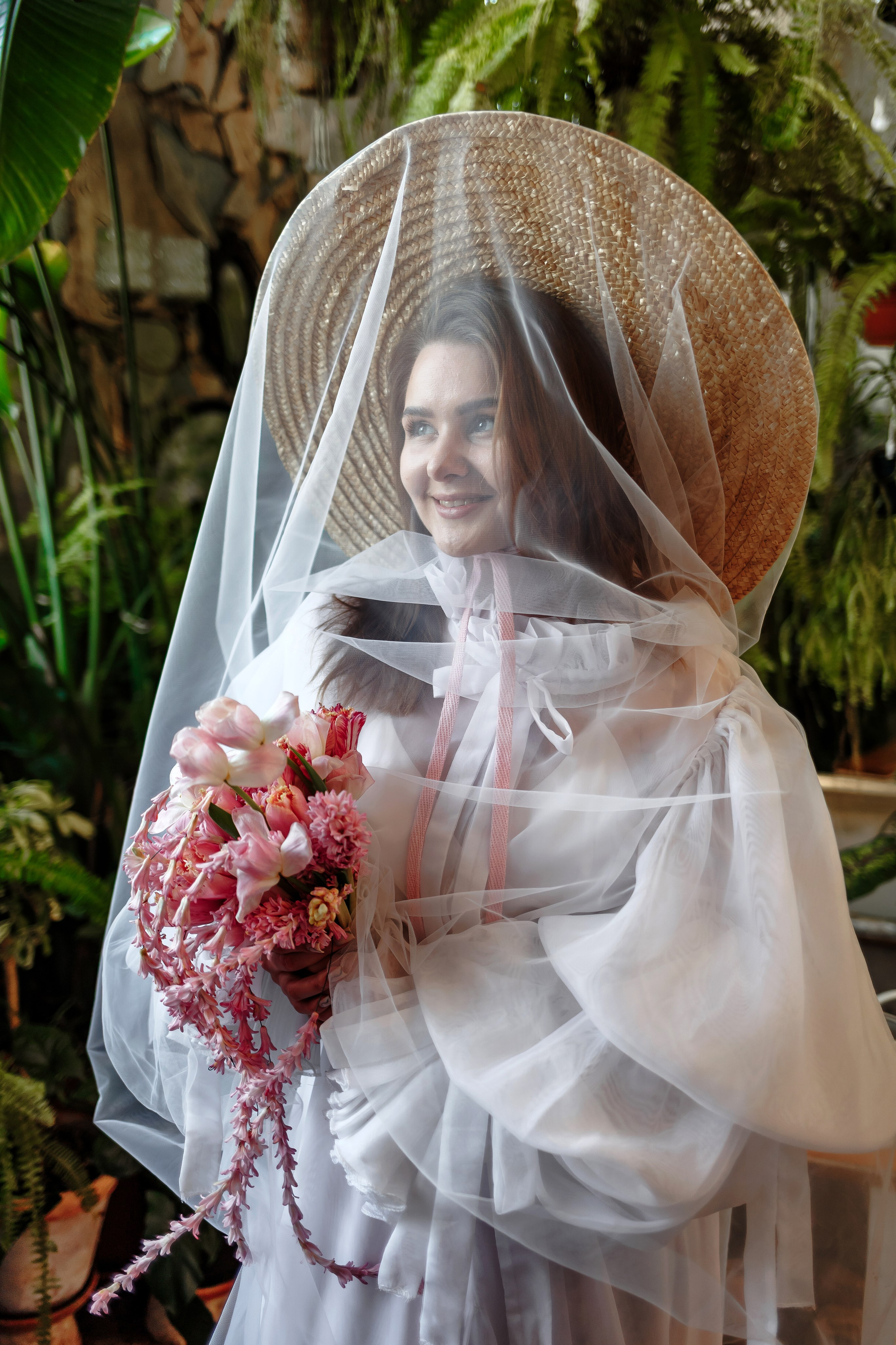 Свадебная фотосессия в Ботаническом саду — заказать в Спб