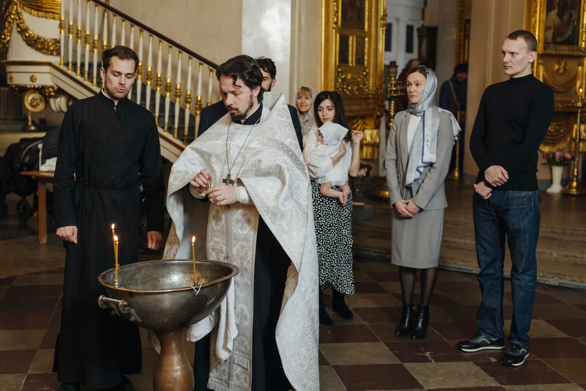 Индивидуальное крещение Спасо Преображенский собор СПб. Фотограф крещение венчание в Петербурге! Помогает подобрать храм и посоветовал душевного батюшку в СПб