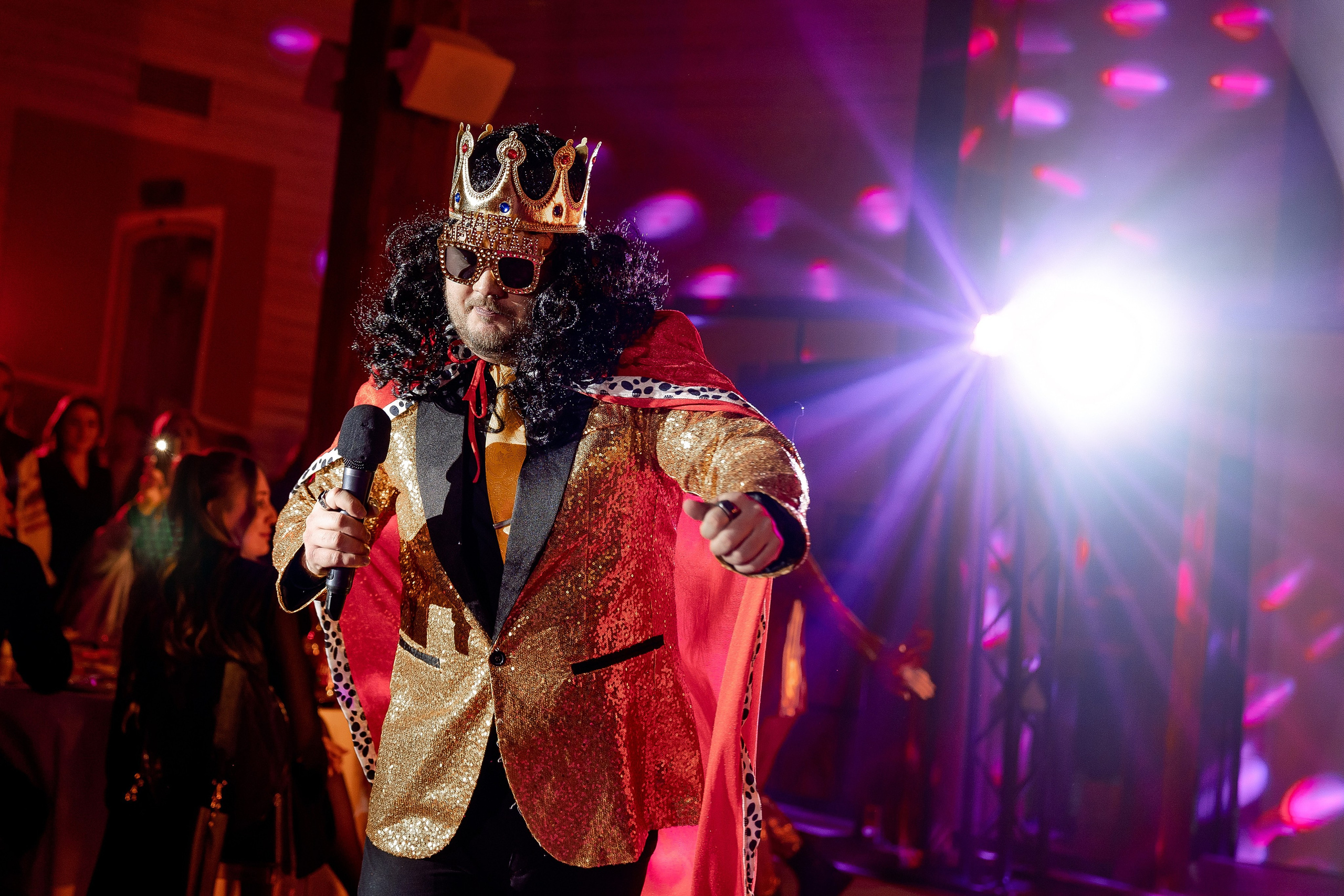 • корпоратив «АВЕНЮ». Фотограф, индивидуальные женские, мужские фотосессии в Ростове-на-Дону