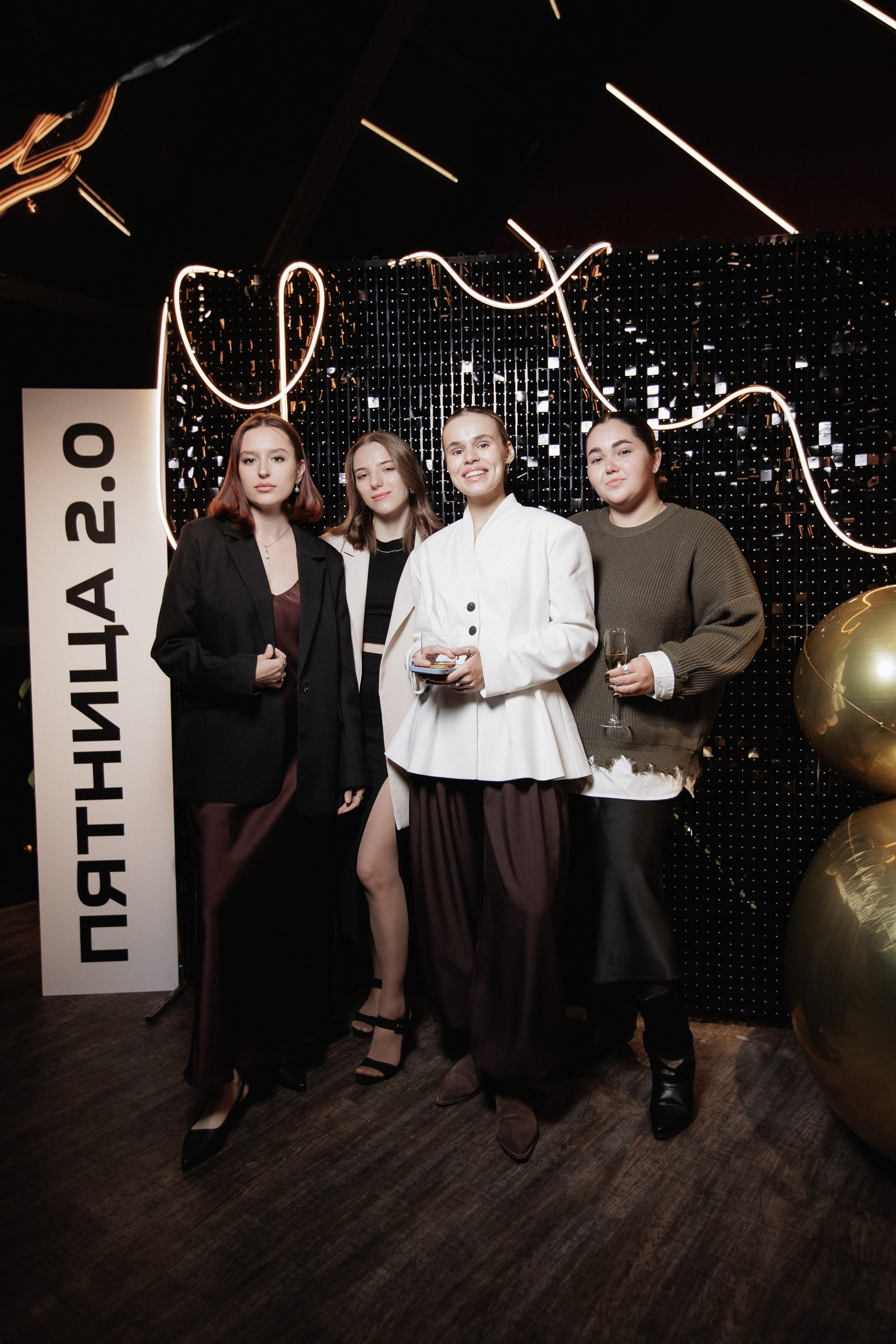 ПЯТНИЦА 2.0. СВОИ. ФОТООТЧЕТЫ-СОБЫТИЯ-МЕСТА