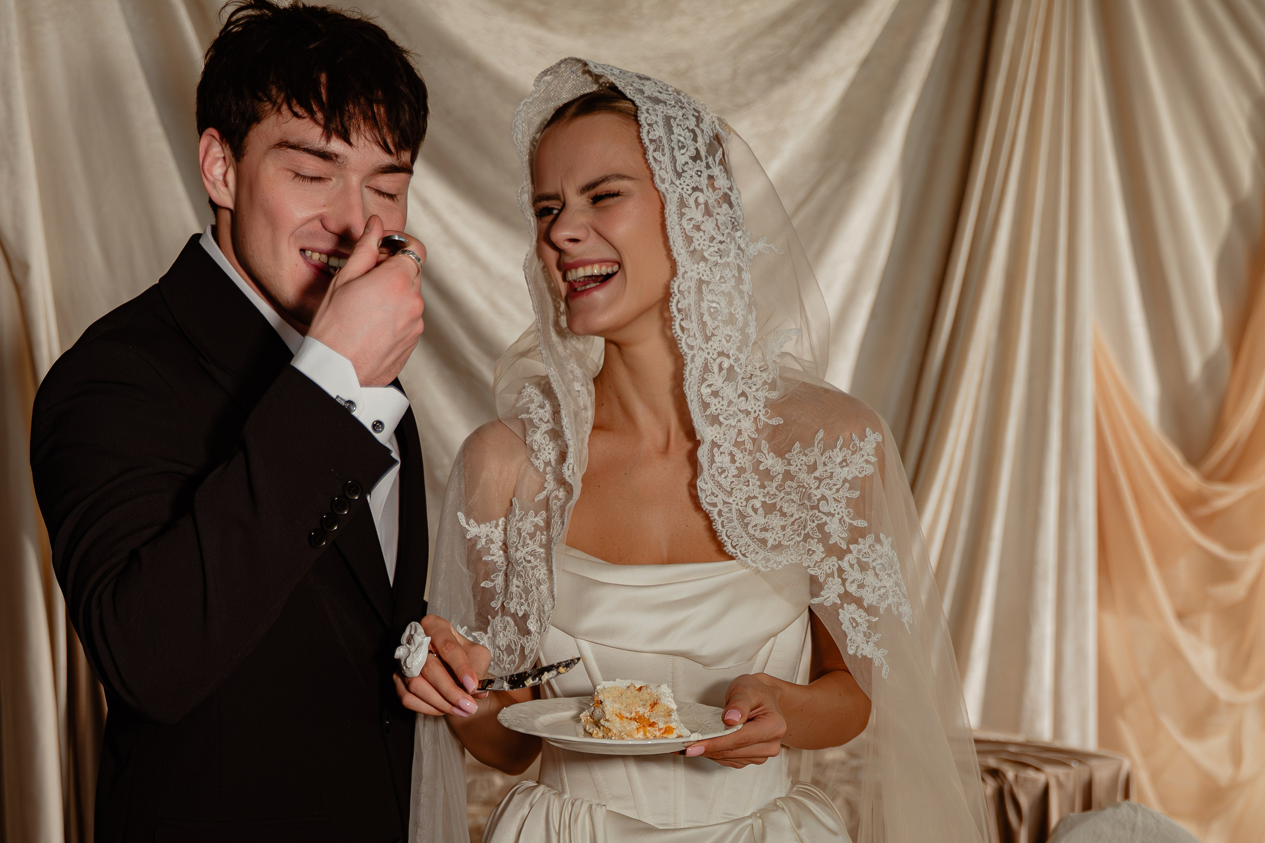 Свадьба в Отеле Марко Поло, Москва | Фотосессия камерного банкета | Алёна Макеева, свадебный фотограф. Свадебный и семейный фотограф в Москве и МО (Фрязино, Королёв, Коломна) Макеева Алёна