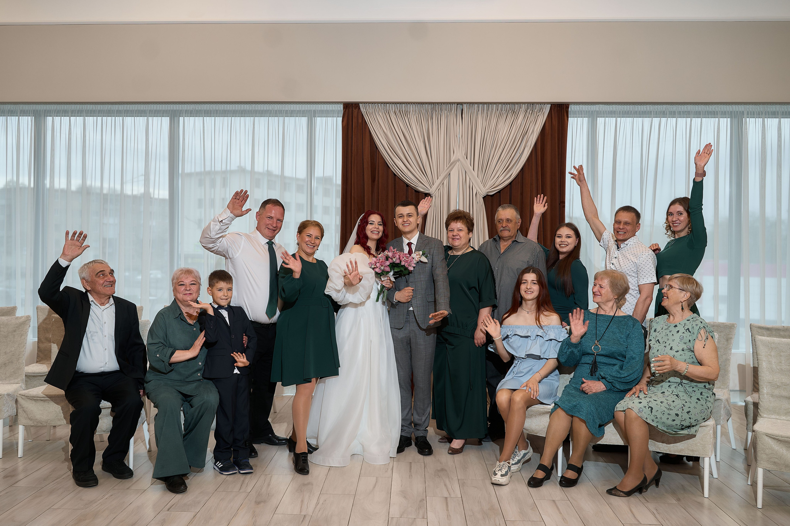 Фотосессия в Верхнепышминском ЗАГСе. Фотограф и видеограф в Екатеринбурге