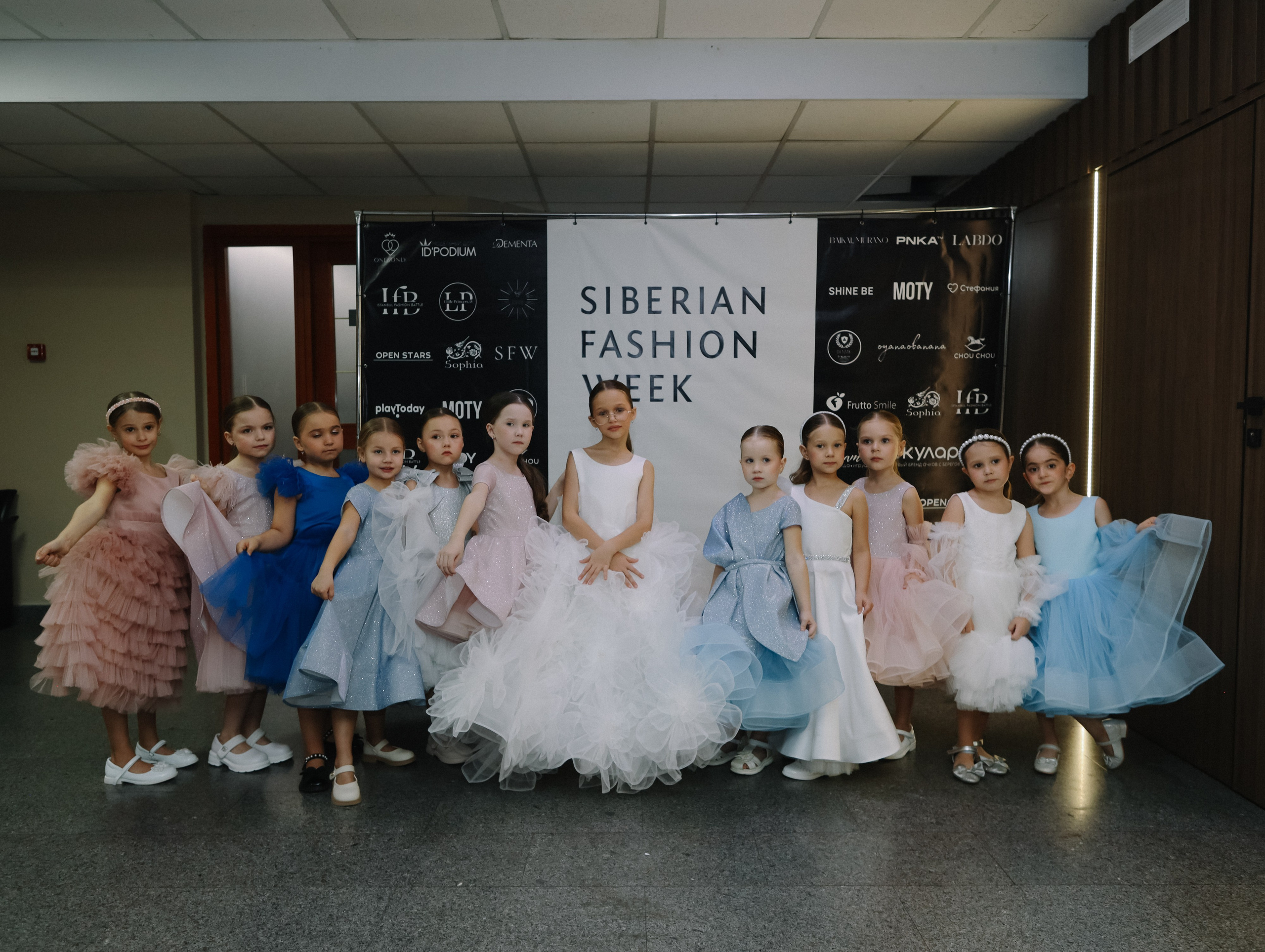 Участвуем в модном показе Сибири. Little_Princess.38