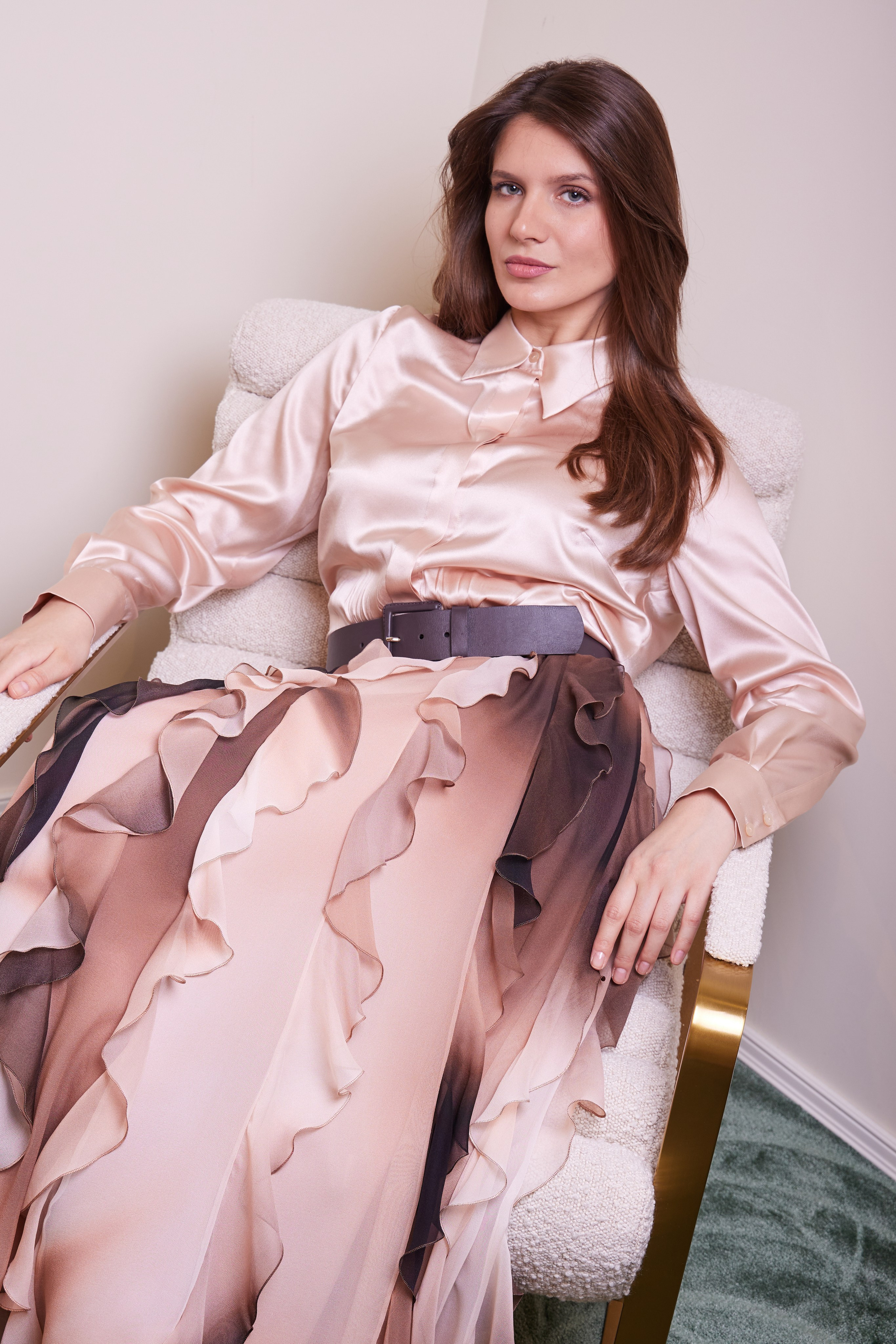 Модель Полина Новосибирск. Коммерческий фотограф для маркетплейсов Wildberries и Ozon в Новосибирске — фото и видео для брендов