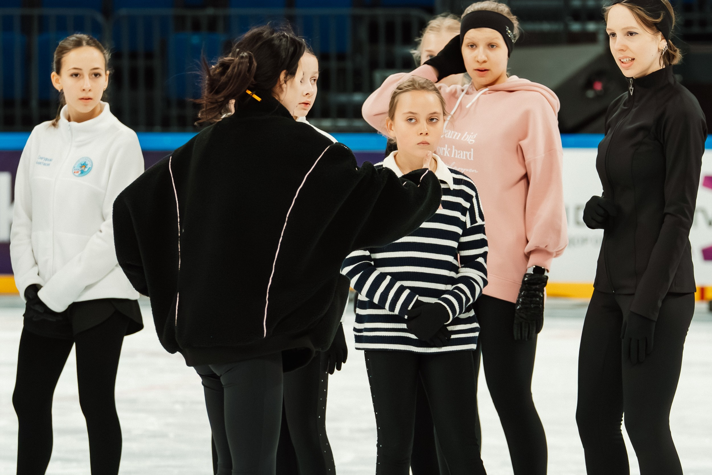 Мастер-класс Алины Загитовой в Новосибирске (11-00). Воробьева Ксения — Спортивный и танцевальный фотограф Новосибирск