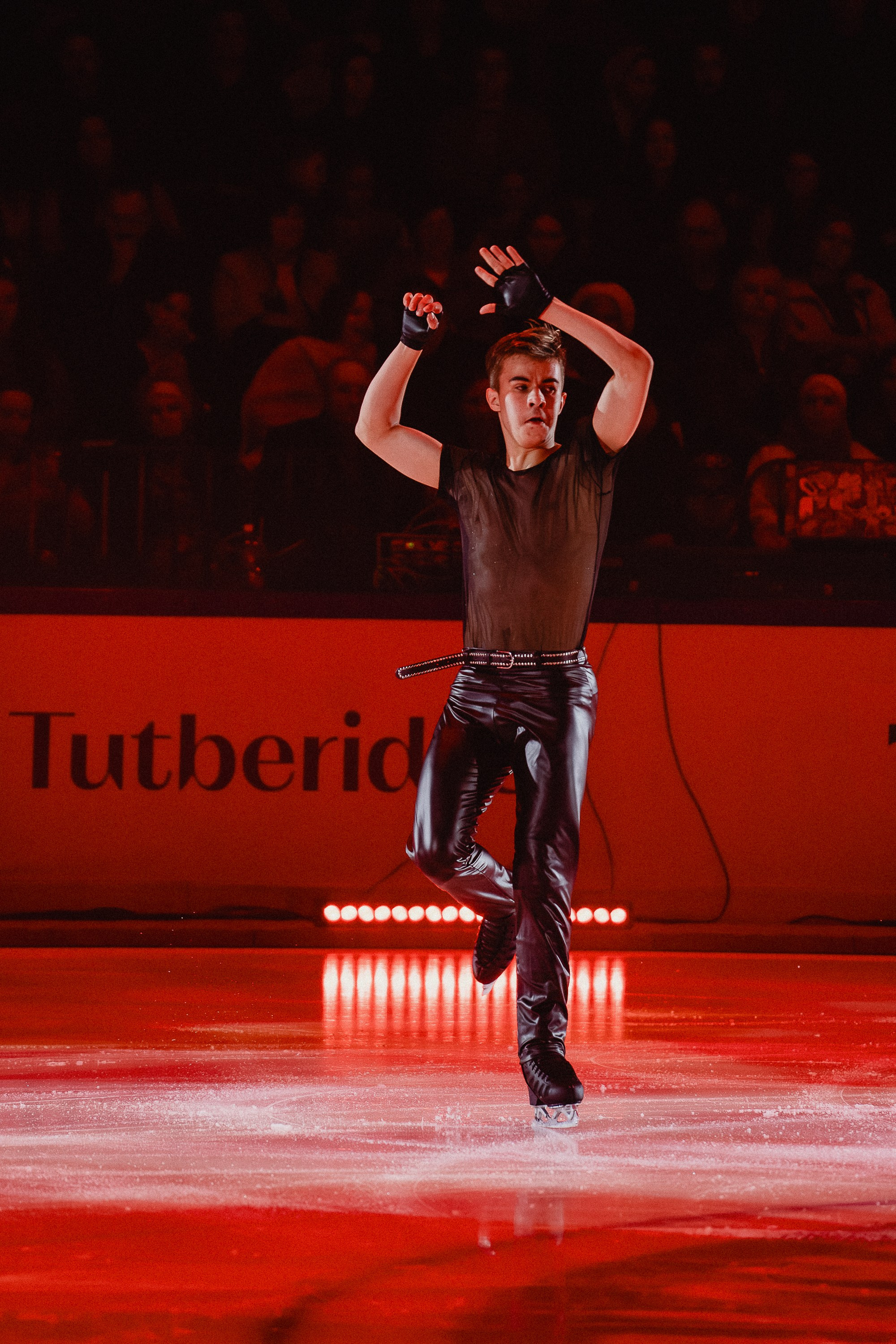 Шоу Этери Тутберидзе в Новосибирске. Воробьева Ксения — Спортивный и танцевальный фотограф Новосибирск