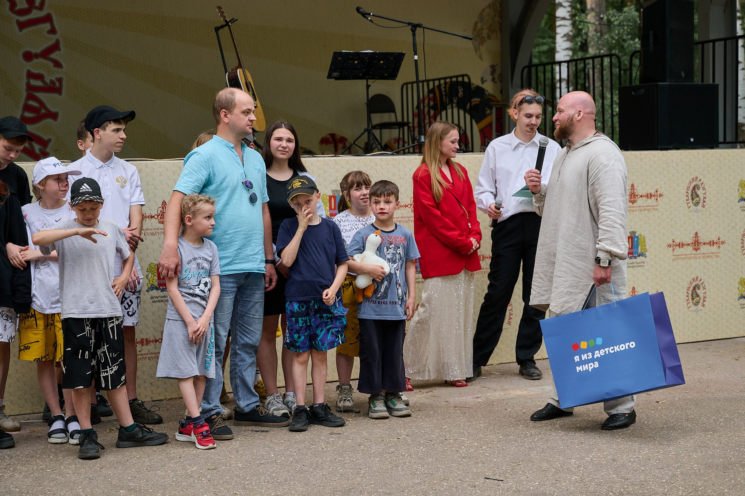 День Защиты детей фонд «Теплота Сердец». Фотограф в Иваново: Каталожная съемка одежды и постельного белья, Wildberries