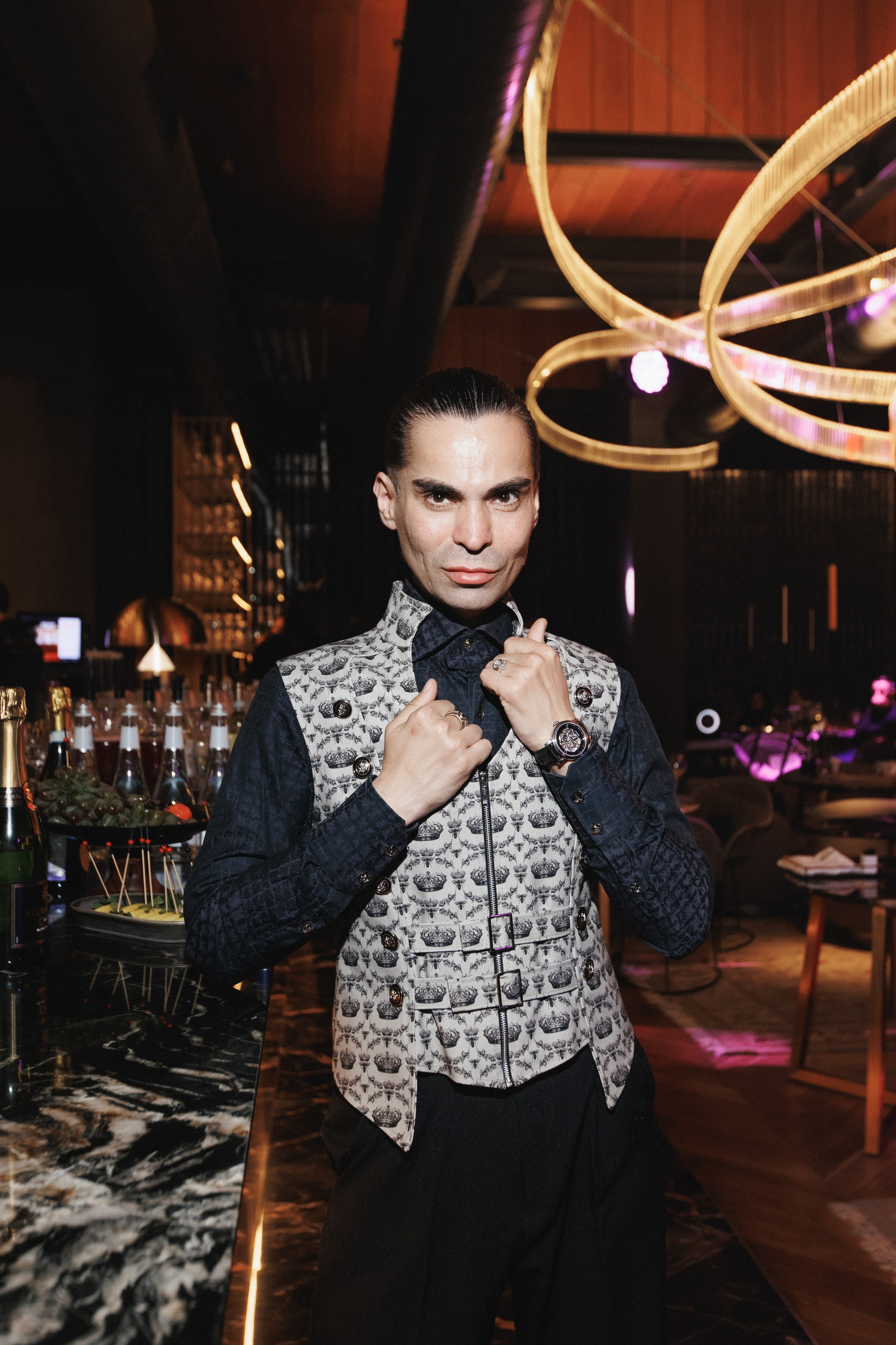 B.DAY PARTY ЖУРНАЛА •G. СВОИ. ФОТООТЧЕТЫ-СОБЫТИЯ-МЕСТА