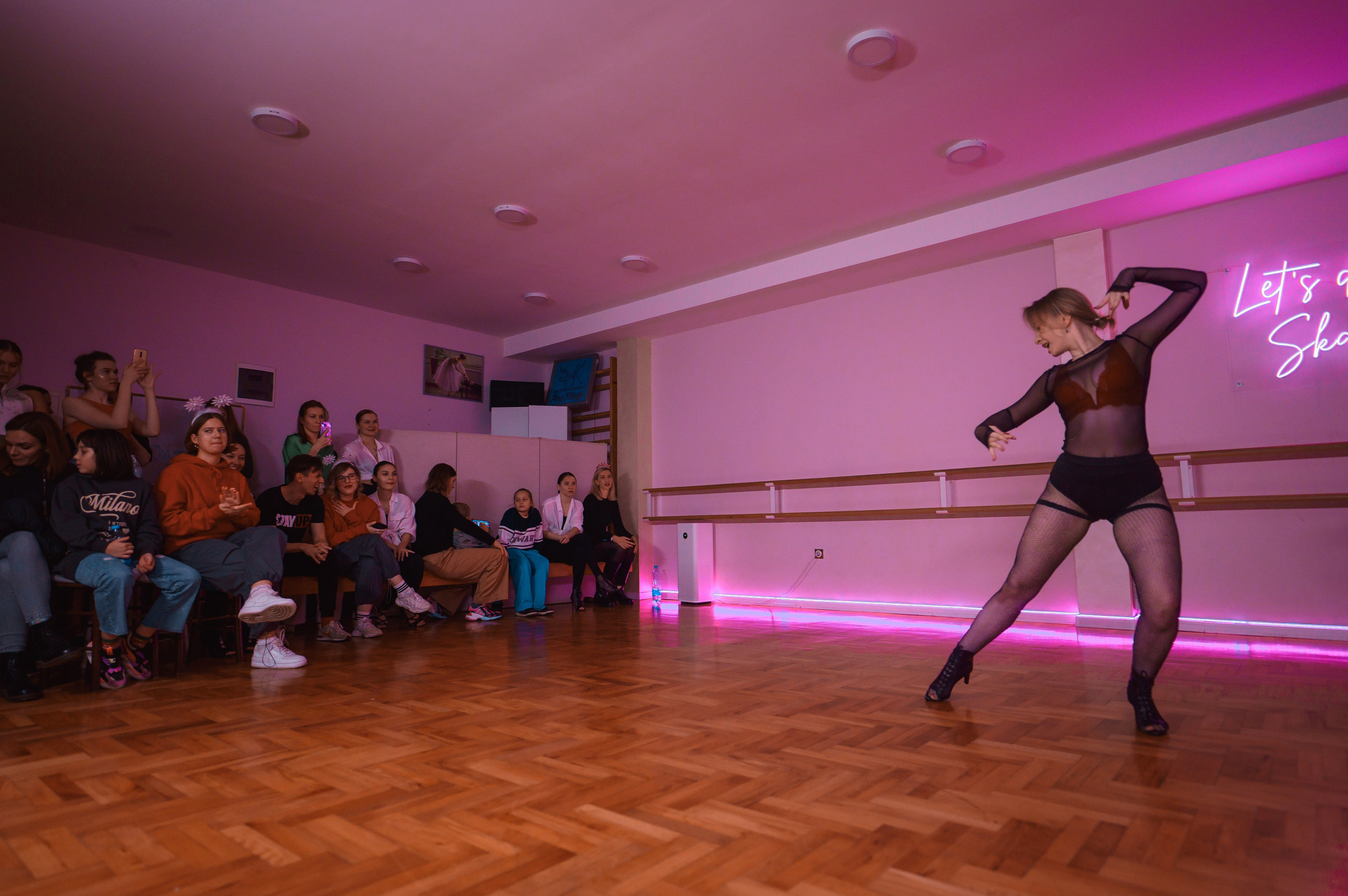 НОВОГОДНИЙ КОНЦЕРТ В СТУДИИ «SKAYA». Фотограф в Белграде Чугреева Елена