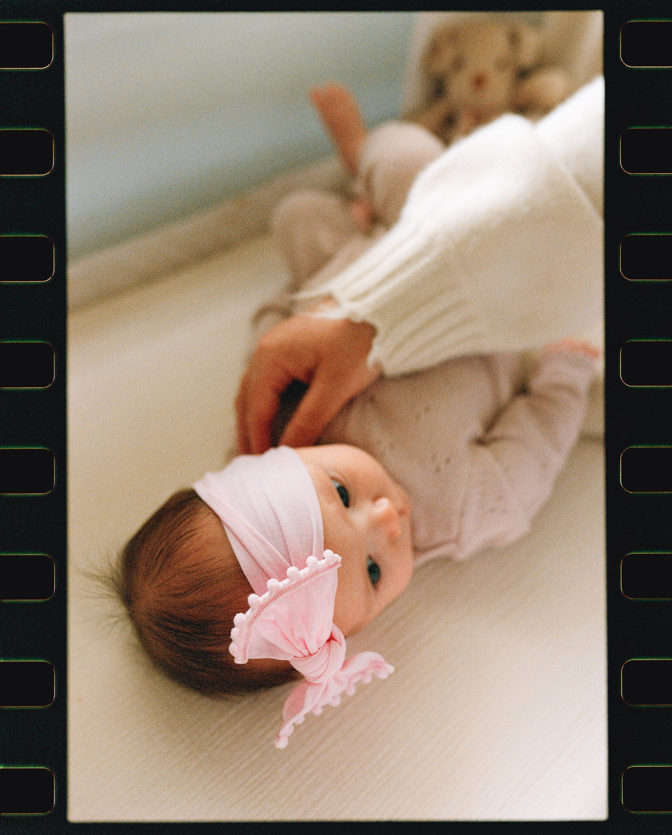 Newborn. Film photographer in Los Angeles Anastasiya Pankova