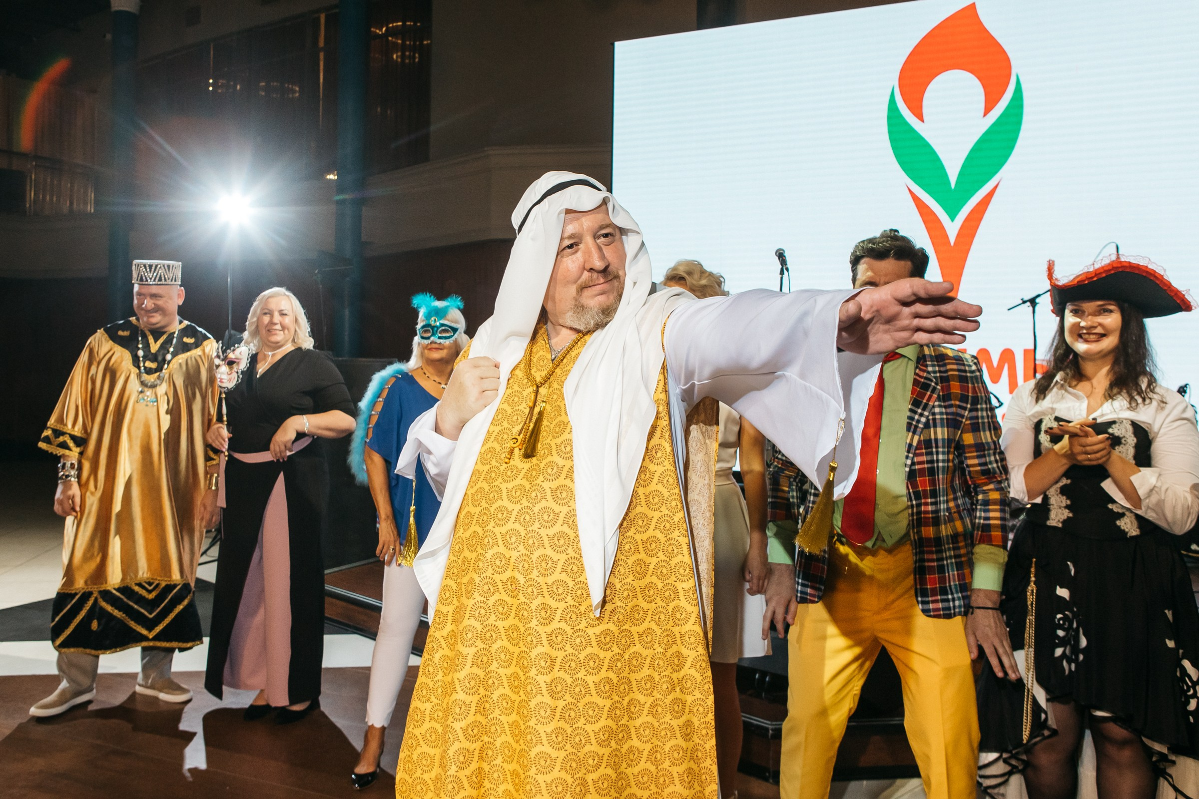 Хороший репортажный фотограф на корпоратив в Питере