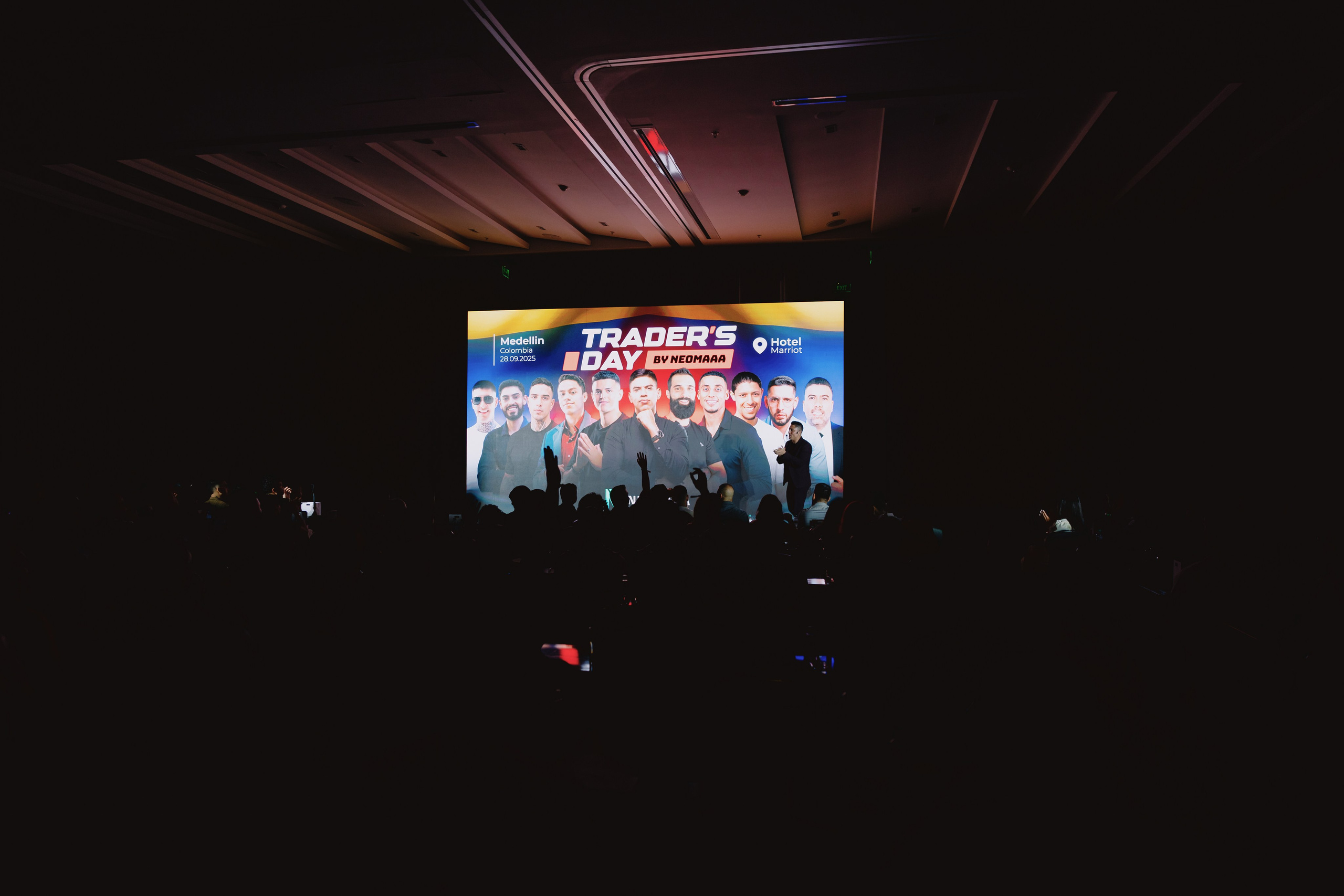 TRADERS DAY By NeomAAA Medellin. NeomAAA Funds Gallery