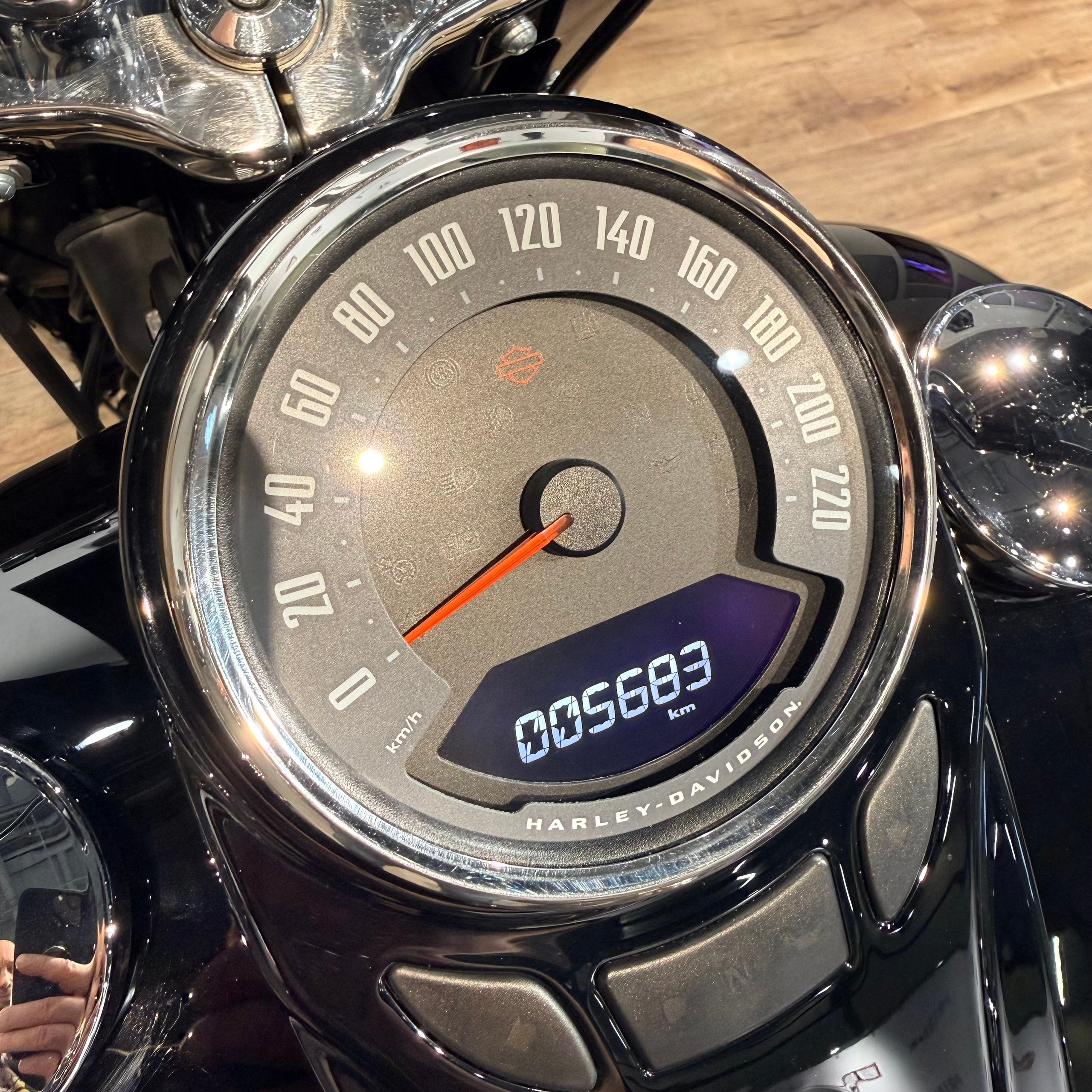 2018 Heritage 107 Black Bagger (VIN *5HD*4774). Hello Davidson, Москва. Только хорошие мотоциклы…