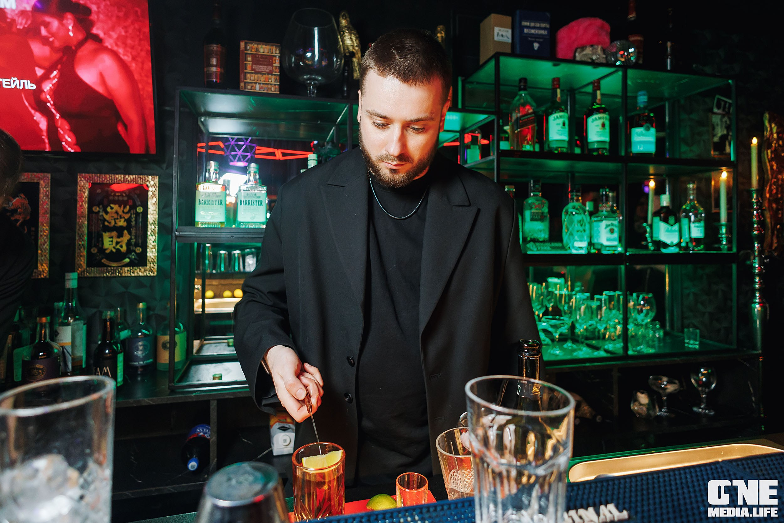 Фоторепортаж из бара Secret. One Media Life: фоторепортажи, фотоотчеты с мероприятий и заведений