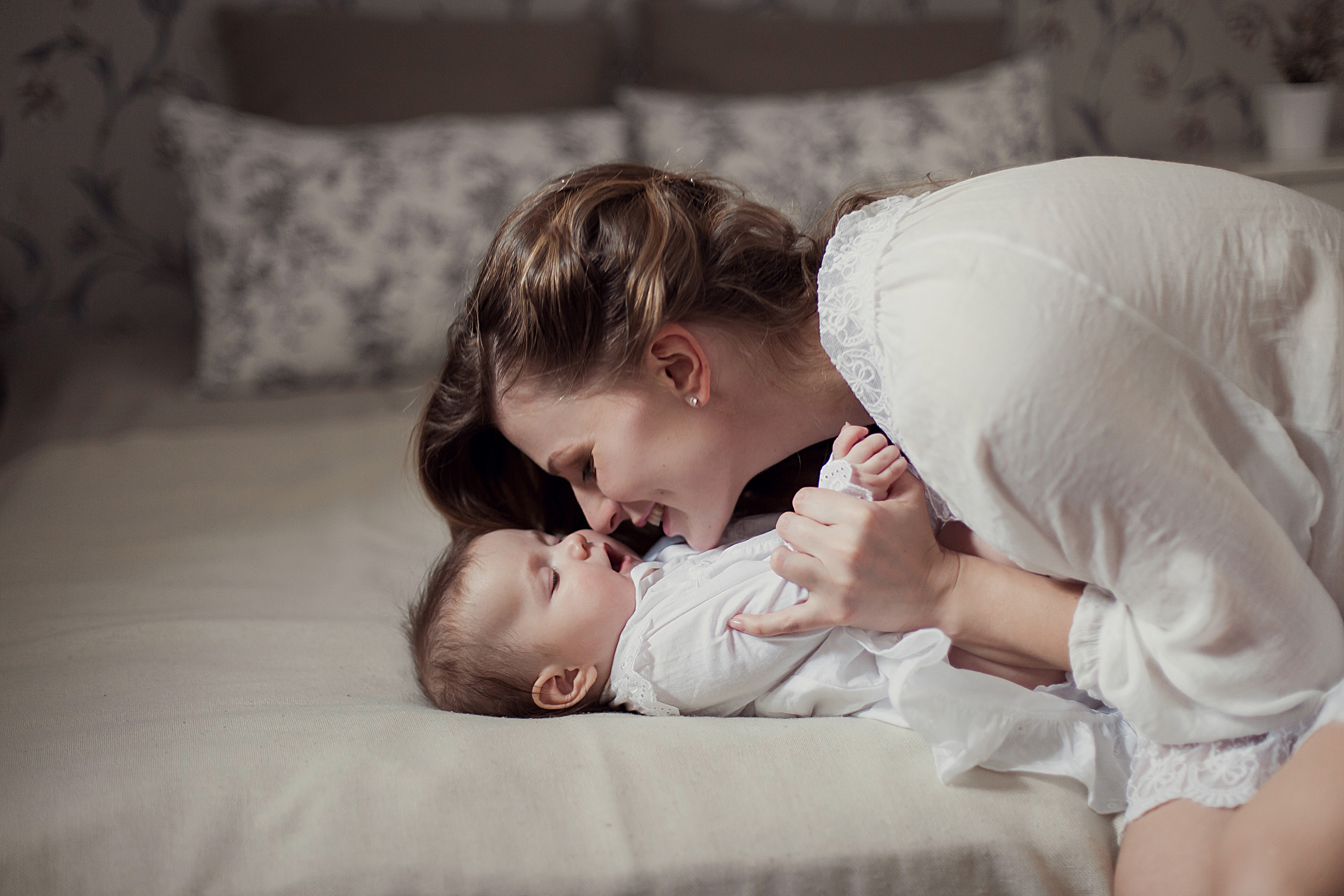 Mutter und Baby. Fotografin in München Dasha Antipina