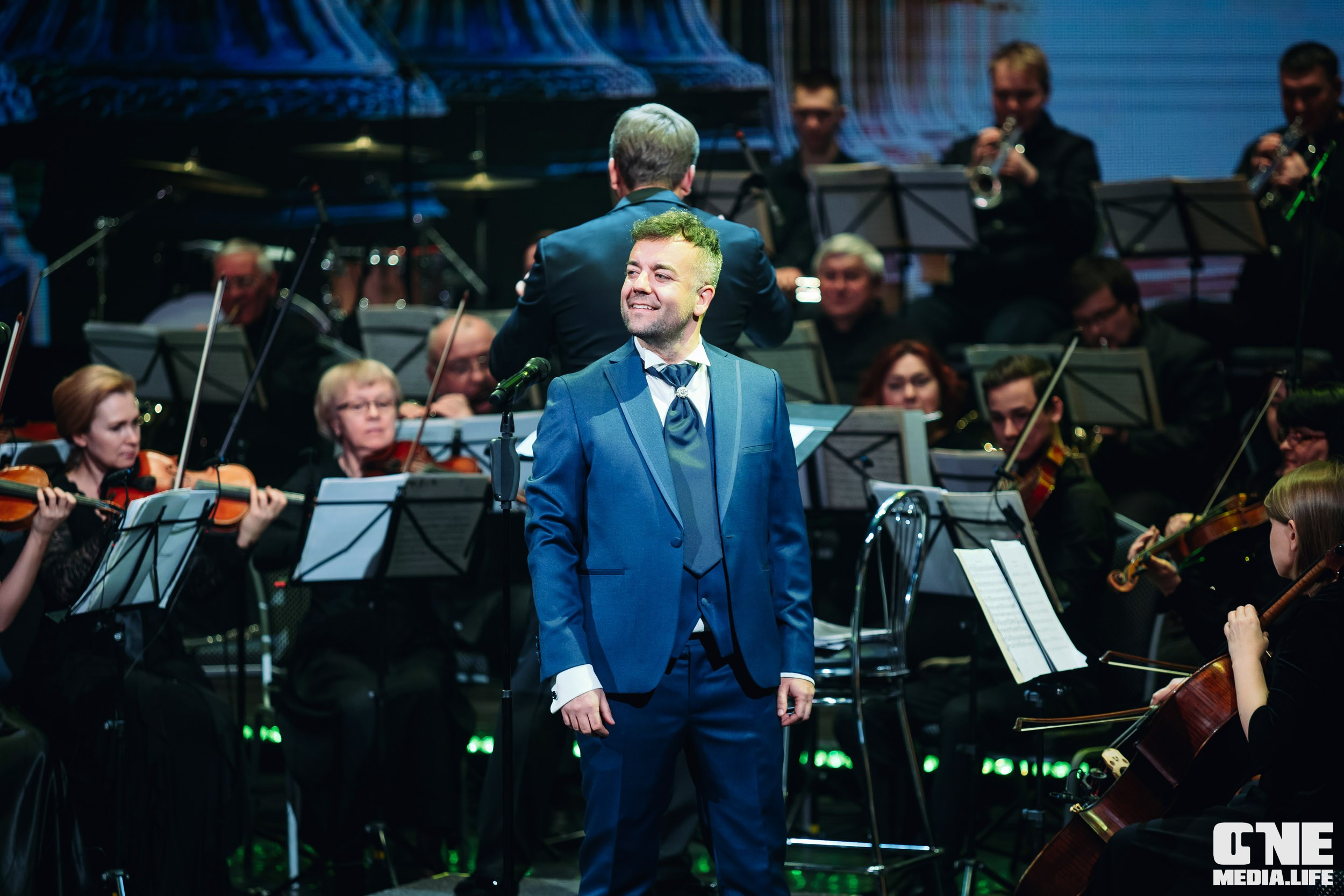 Концерт 8 марта в Янтарь холл. One Media Life: фоторепортажи, фотоотчеты с мероприятий и заведений