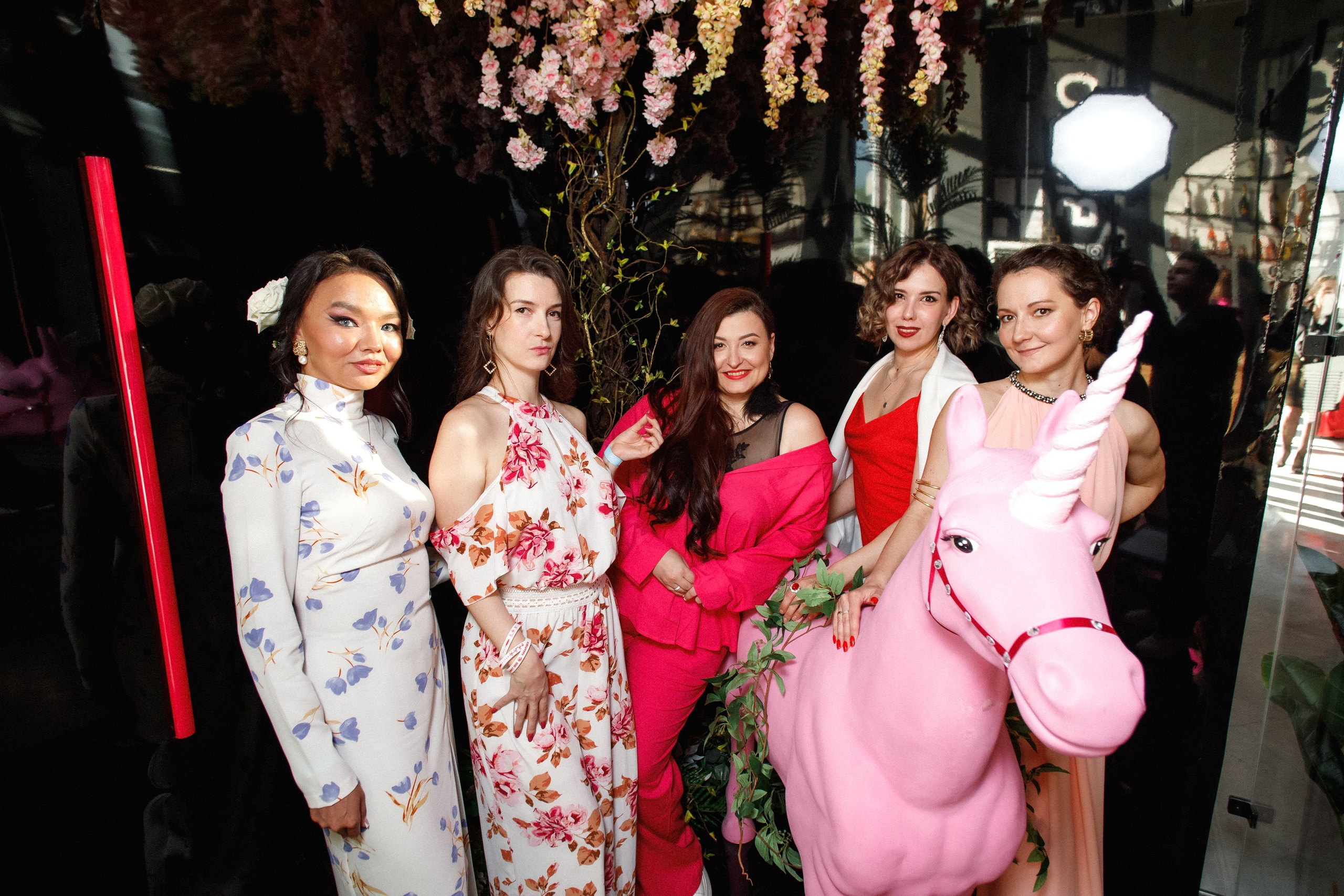 BRAVO FLORA EVENT. СВОИ. ФОТООТЧЕТЫ-СОБЫТИЯ-МЕСТА