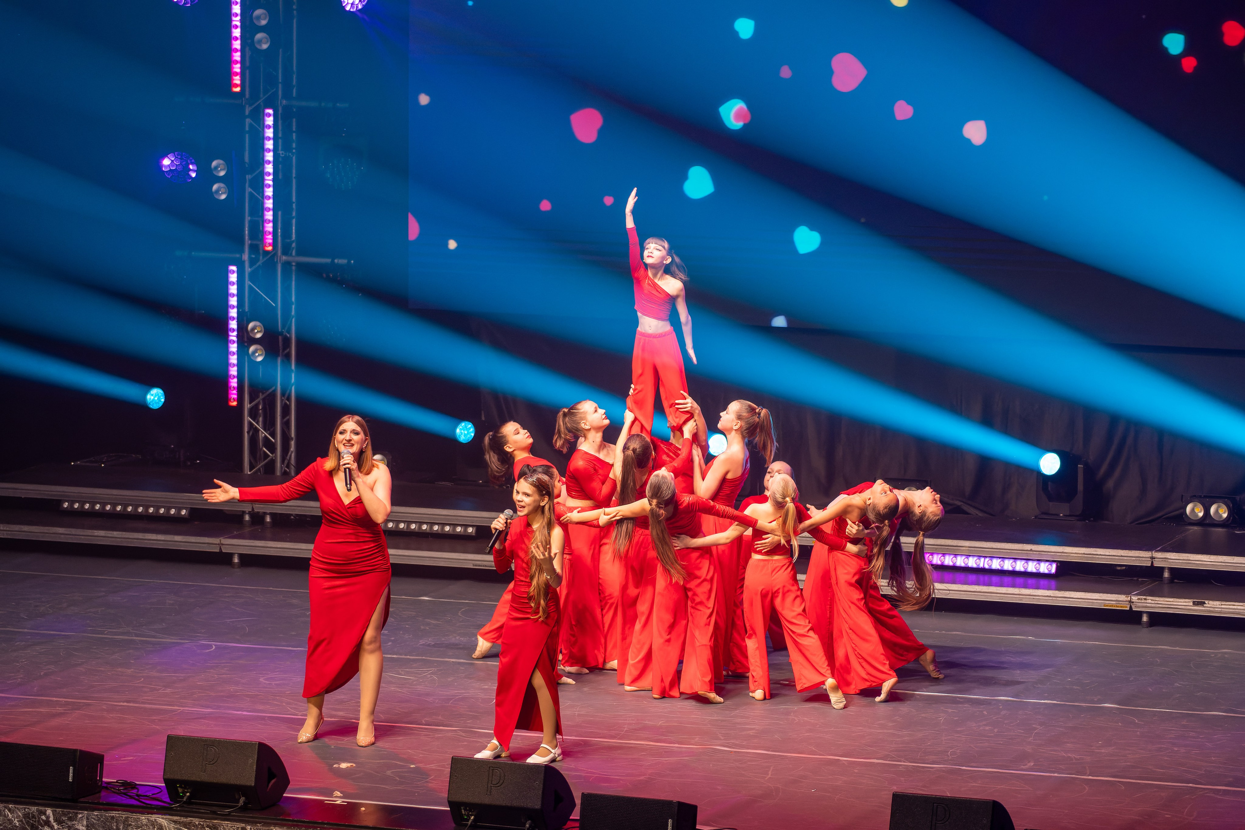 Фотосъёмка на гала-концерт, конкурсы, выступления, отчётные концерты и эвент-мероприятия. «Студия DRONAVT`s» — видеосъёмка и фотография г. Москва