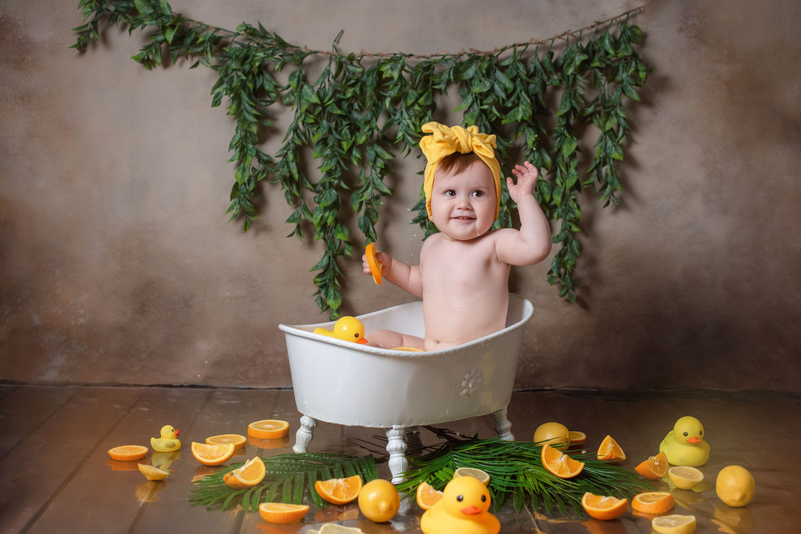 Доп. фотозоны на годики с шарами. Фотограф Новорожденных во Владивостоке Ольга Галаницкая