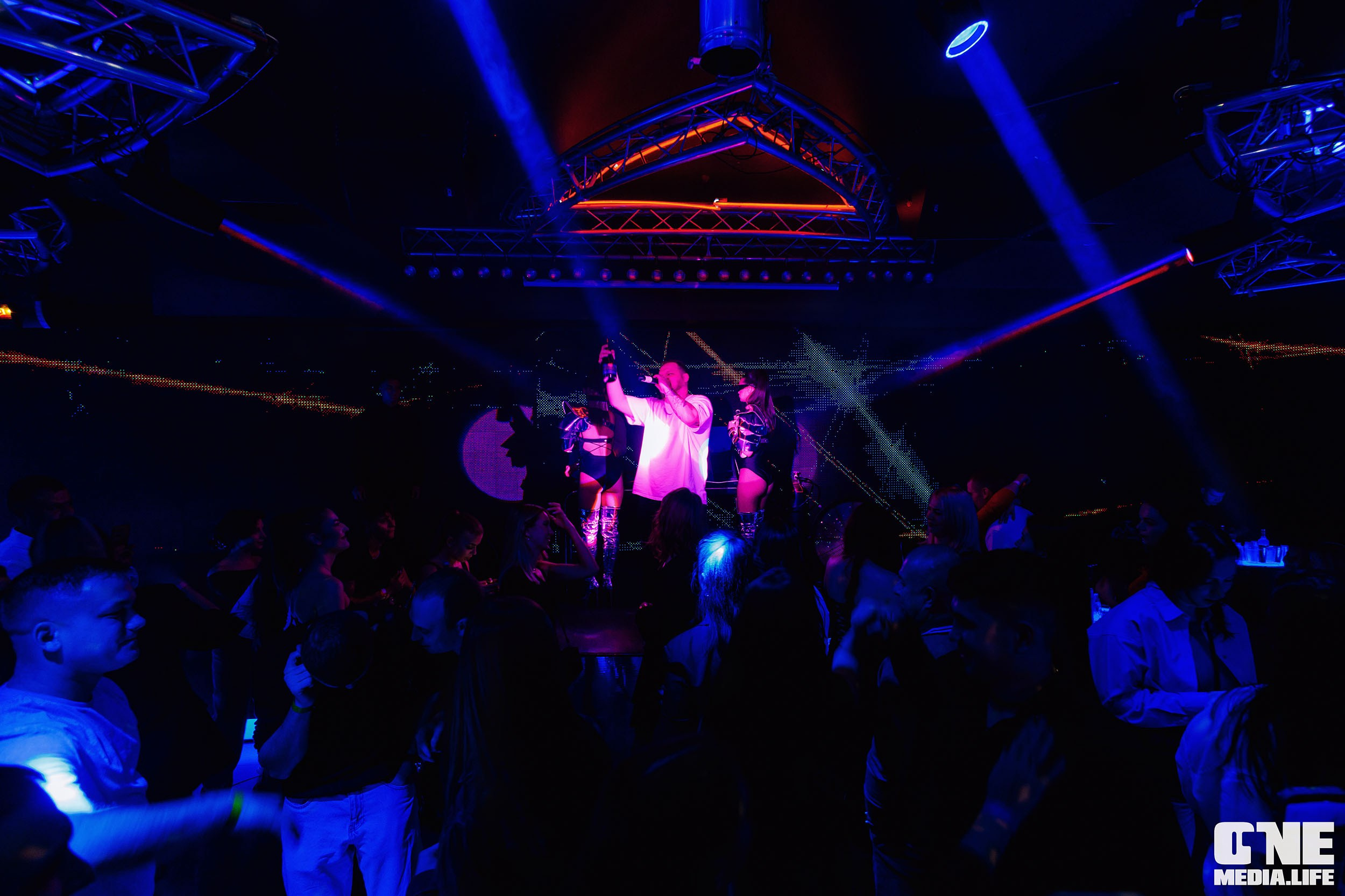 Фоторепортаж из РК Планета. One Media Life: фоторепортажи, фотоотчеты с мероприятий и заведений