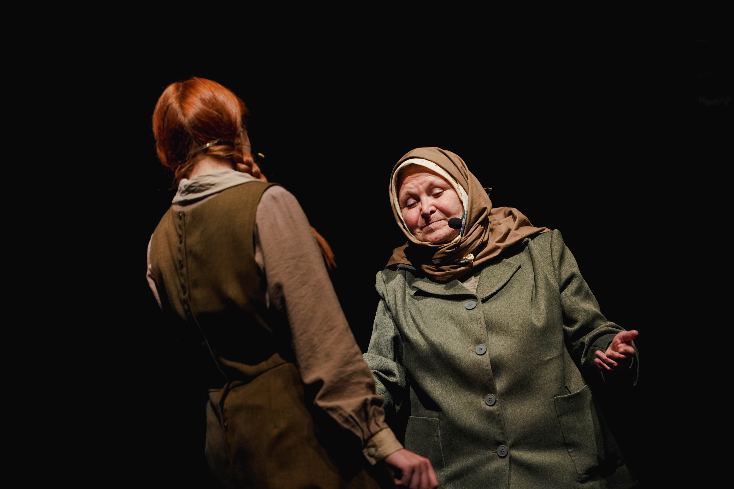 Спектакль «Синий платочек». Спортивный и репортажный фотограф в Иваново Сергей Силкин