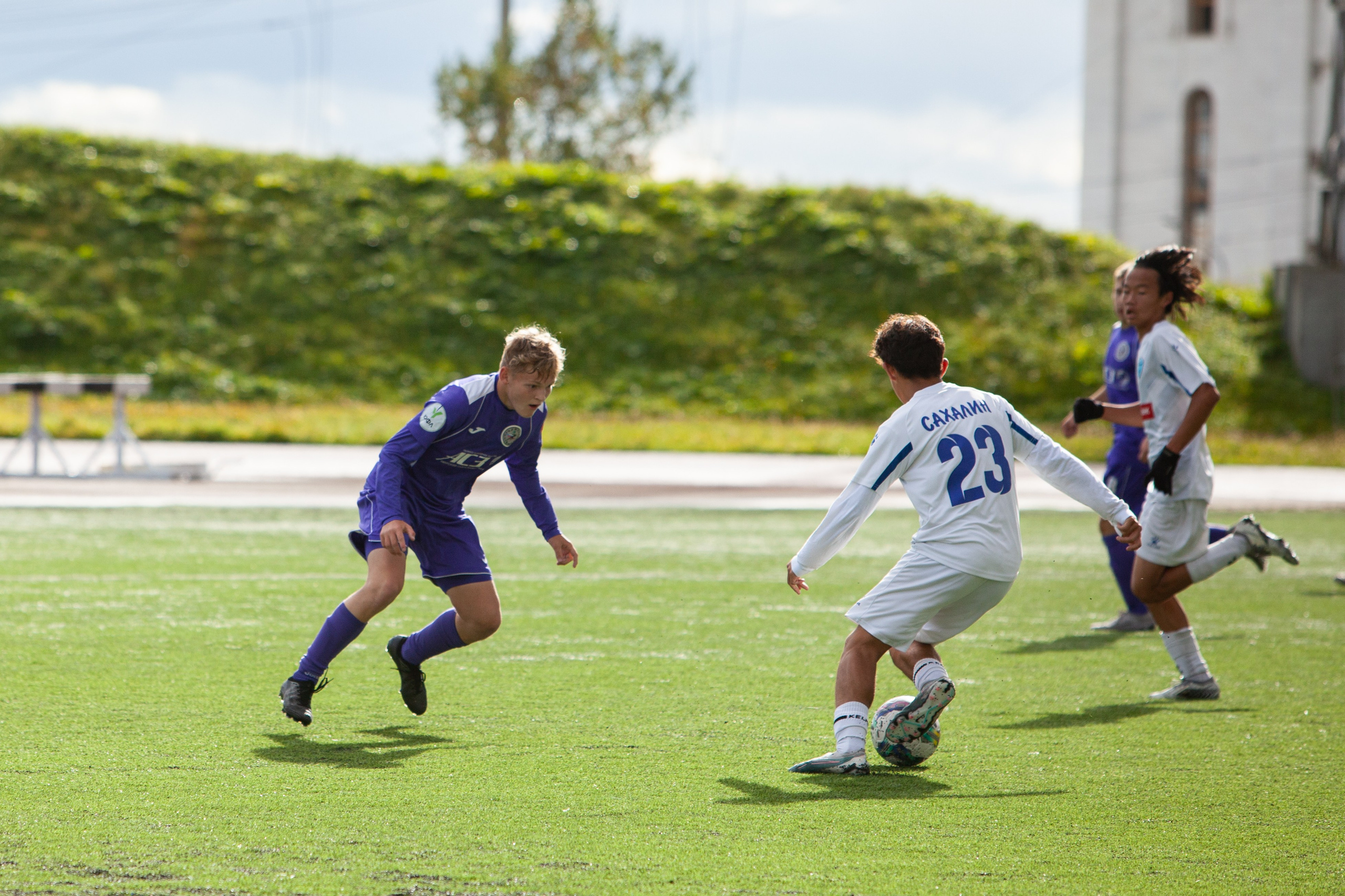 Матч юношеской футбольной лиги между командами СШ «Сахалин» и «СШОР № 1» (Комсомольск-на-Амуре). Кутузов Евгений Фотограф в Южно-Сахалинске