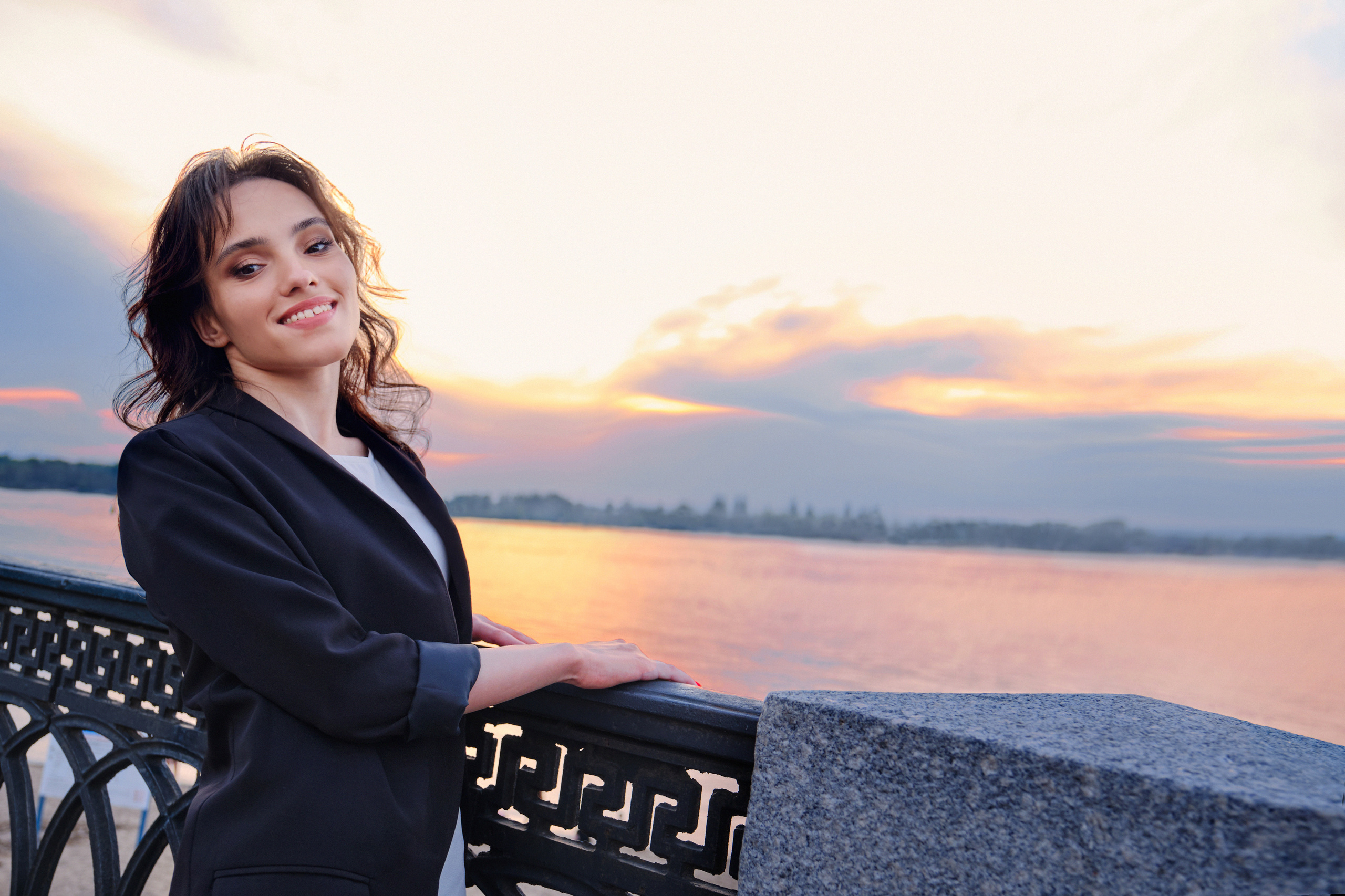 Фотосессия на Улице для Девушки | Кадры в городе и Закат На Набережной