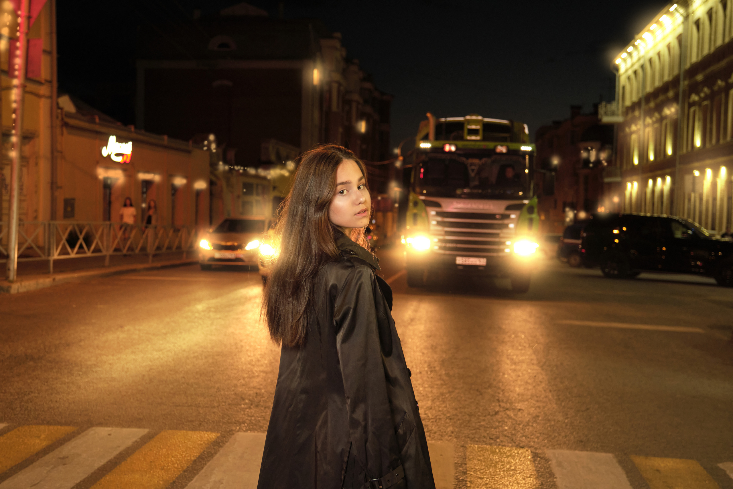 📸 Ночная фотосессия 🌙 Антуражные портреты в ночном городе