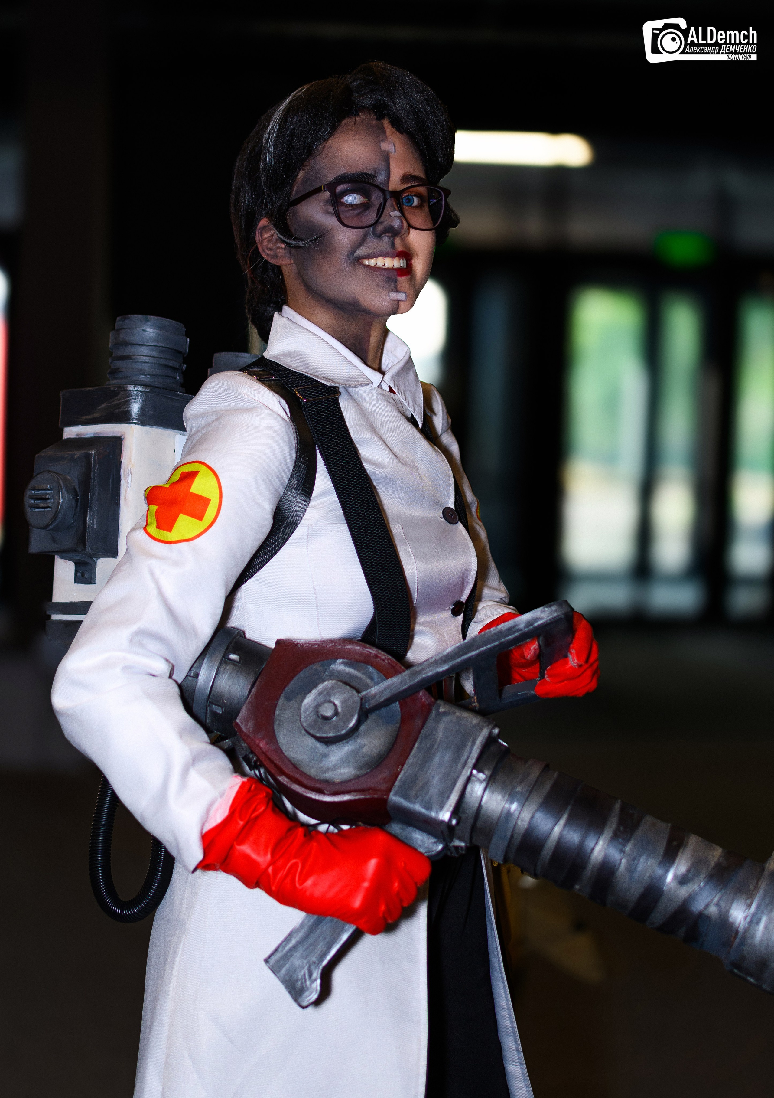 Team Fortress 2 картинки персонажей игры и косплей фото