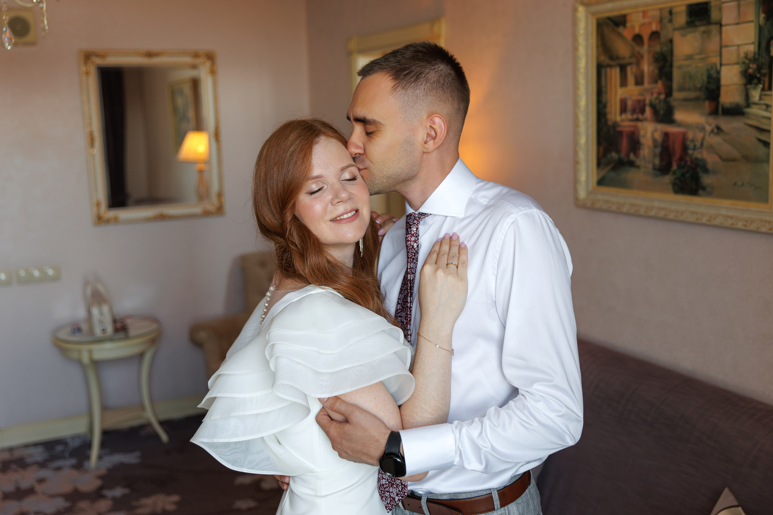 Свадебная фотосессия и сборы в отеле Милан (м. Домодедовская). Свадебный фотограф Москва и МО Сергей Киржаев