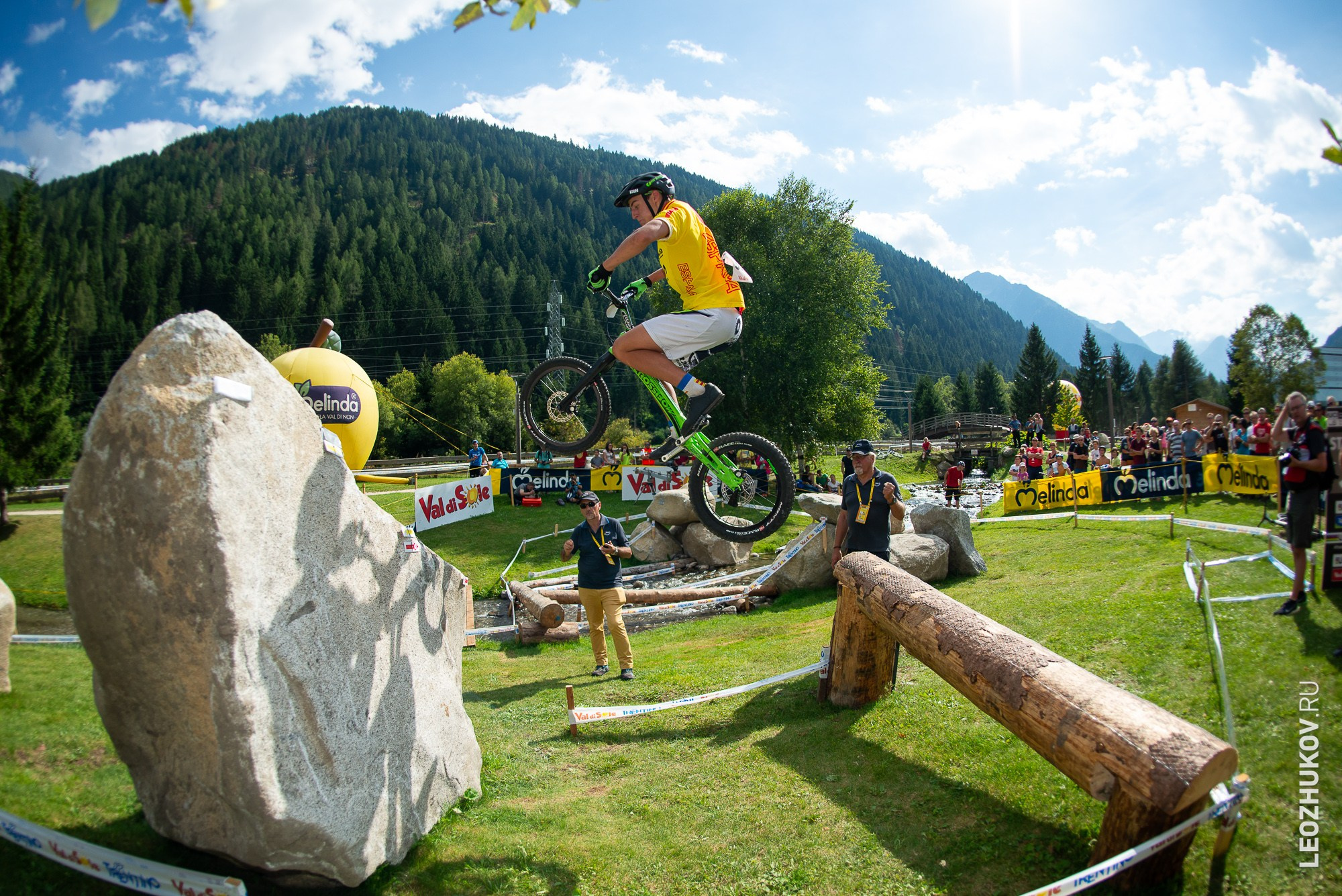 UCI Trials World Championships 2016 — finals. Sports photographer Leonid Zhukov