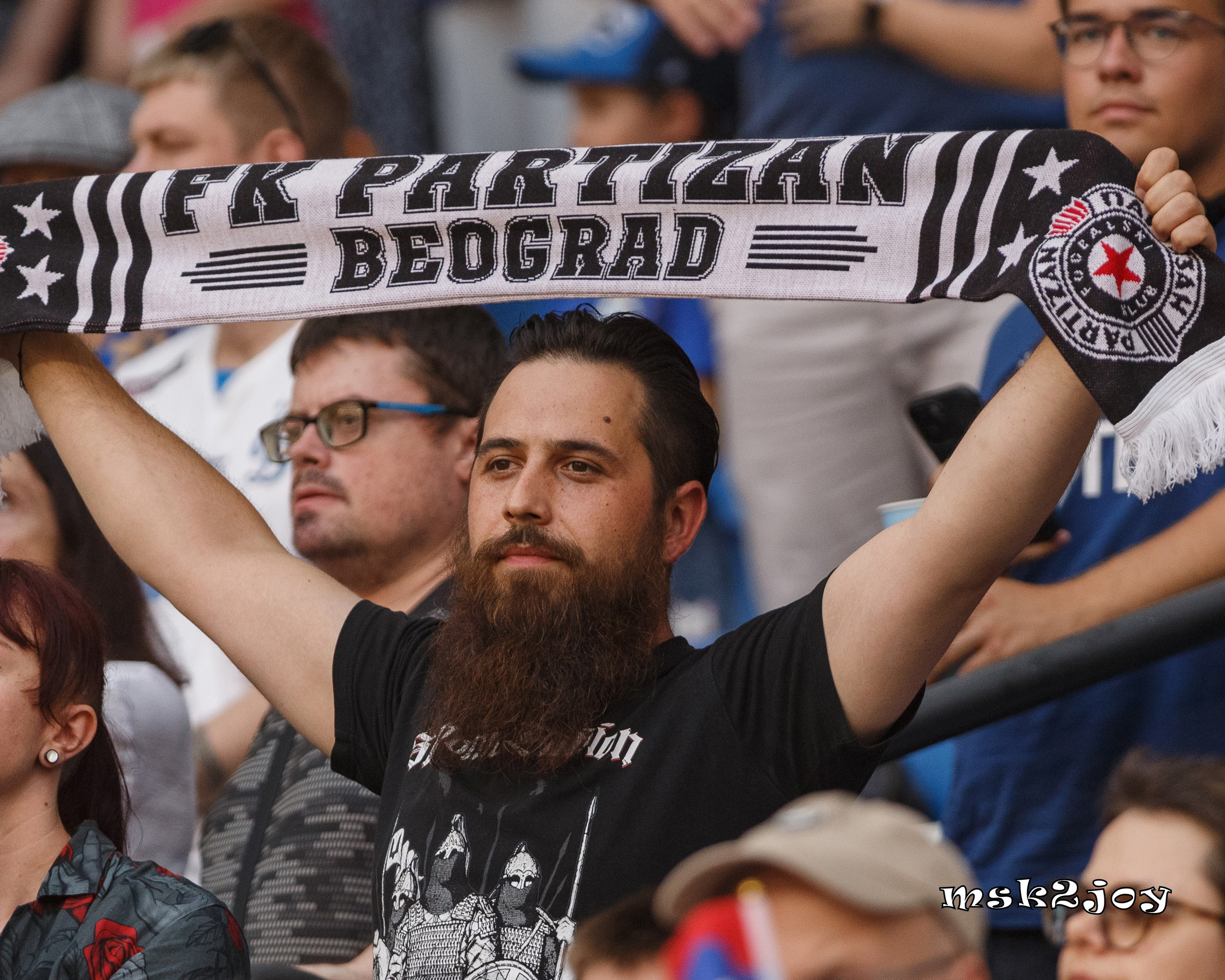 Фоторепортаж. ФК Динамо — ФК Партизан. Михаил Тоцкий портретный и репортажный фотограф в Москве