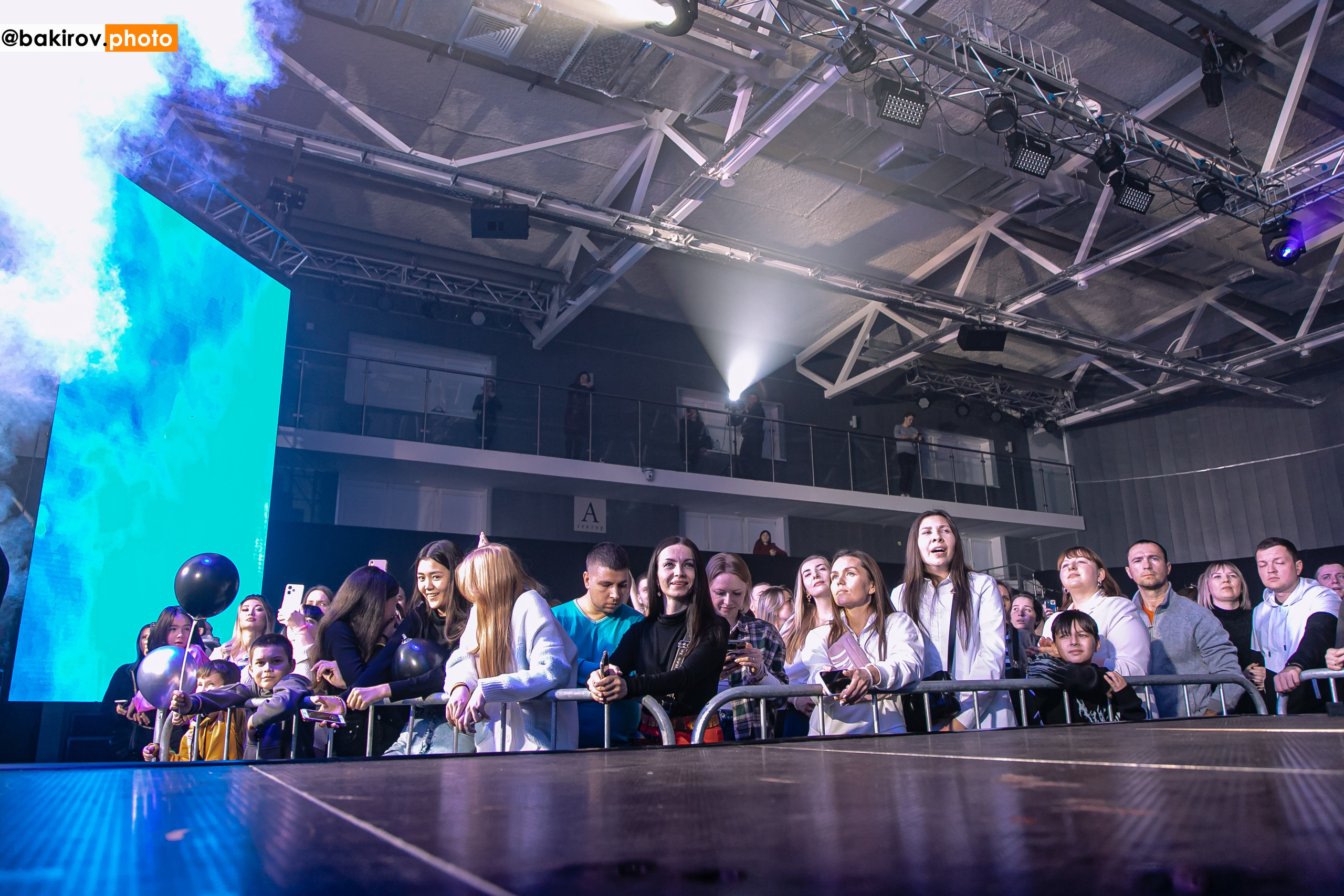 25.11 Концерт Шум. Команда специалистов в мире фотографии и видео. Детский фотограф, семейный фотограф