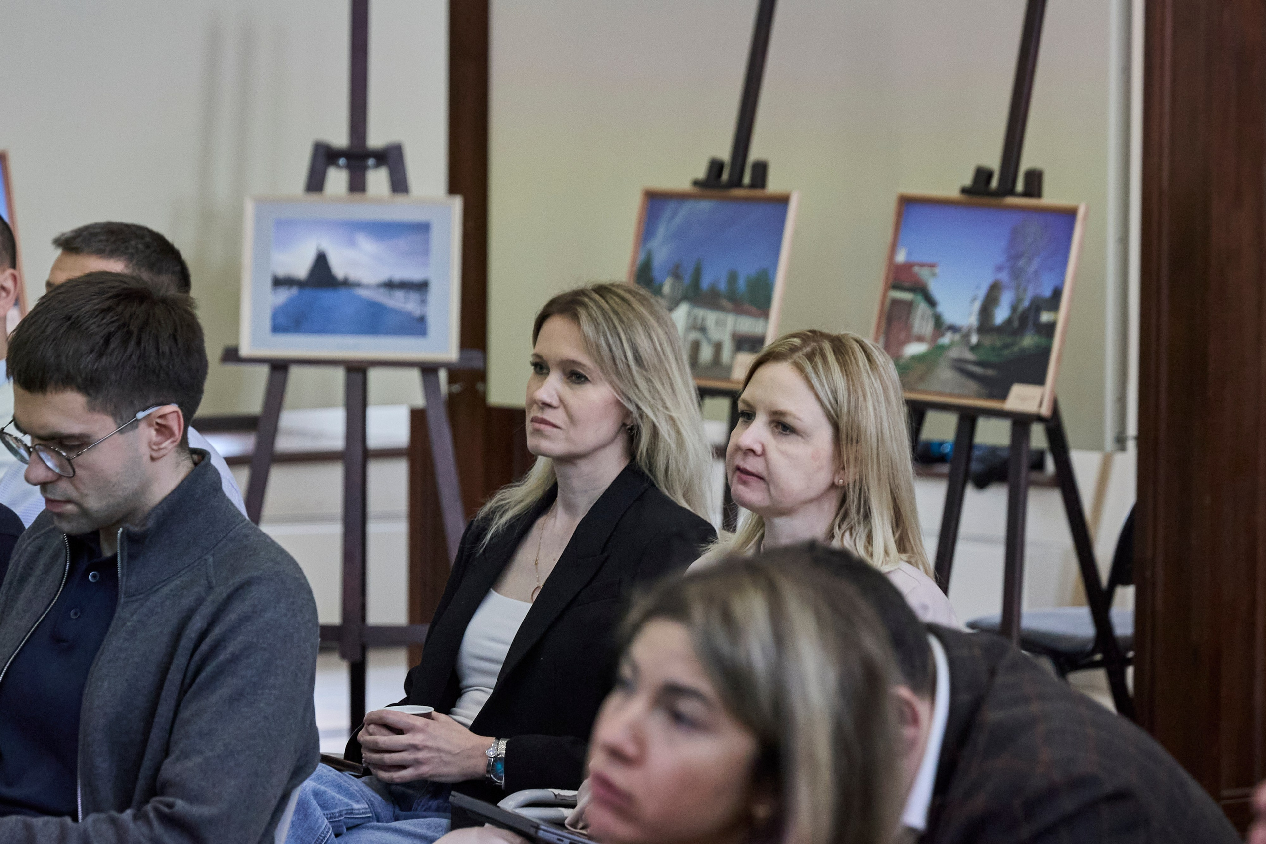 Дискуссионный клуб «Попутного ветра» | Левитановский культурный центр. Плёс. OSPhoto