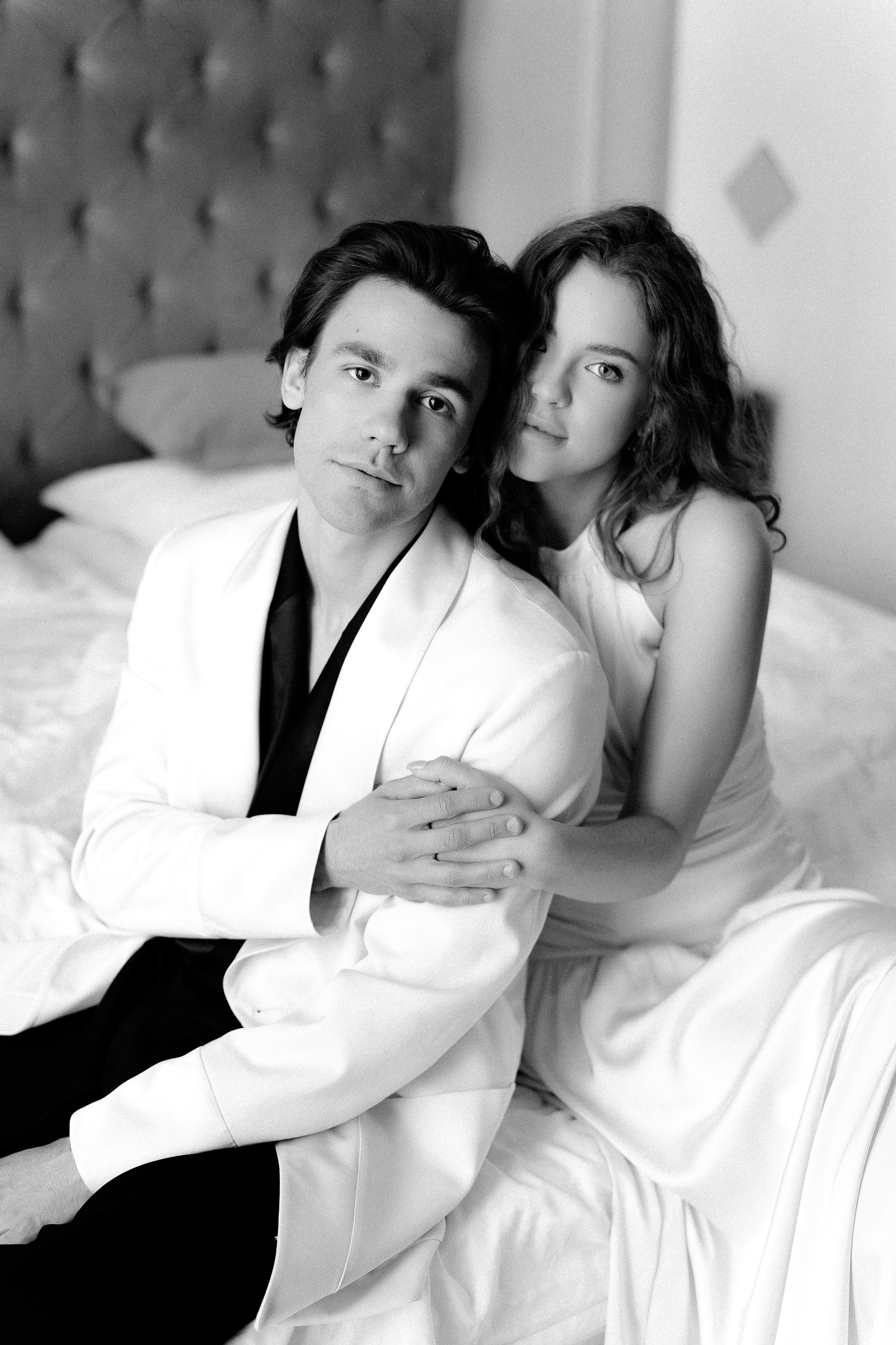 Свадебное утро в отеле Grand Memories и прогулка на катере по Неве. Свадебный фотограф Дмитрий Родионов — Санкт-Петербург и Ленинградская область