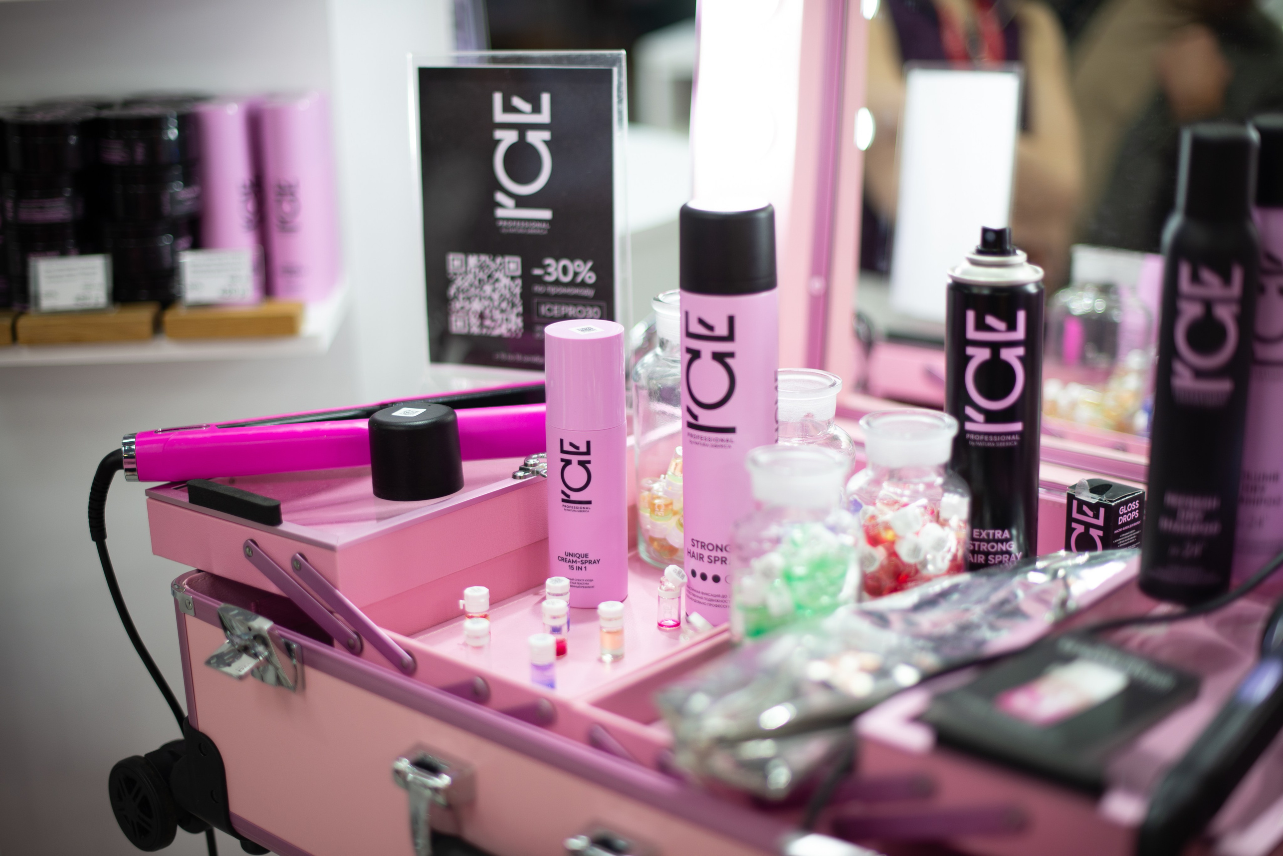 InterCHARM 2025 осень. Victoria Radjevna Репортажный Фотограф — Видеограф Москва • Санкт-Петербург