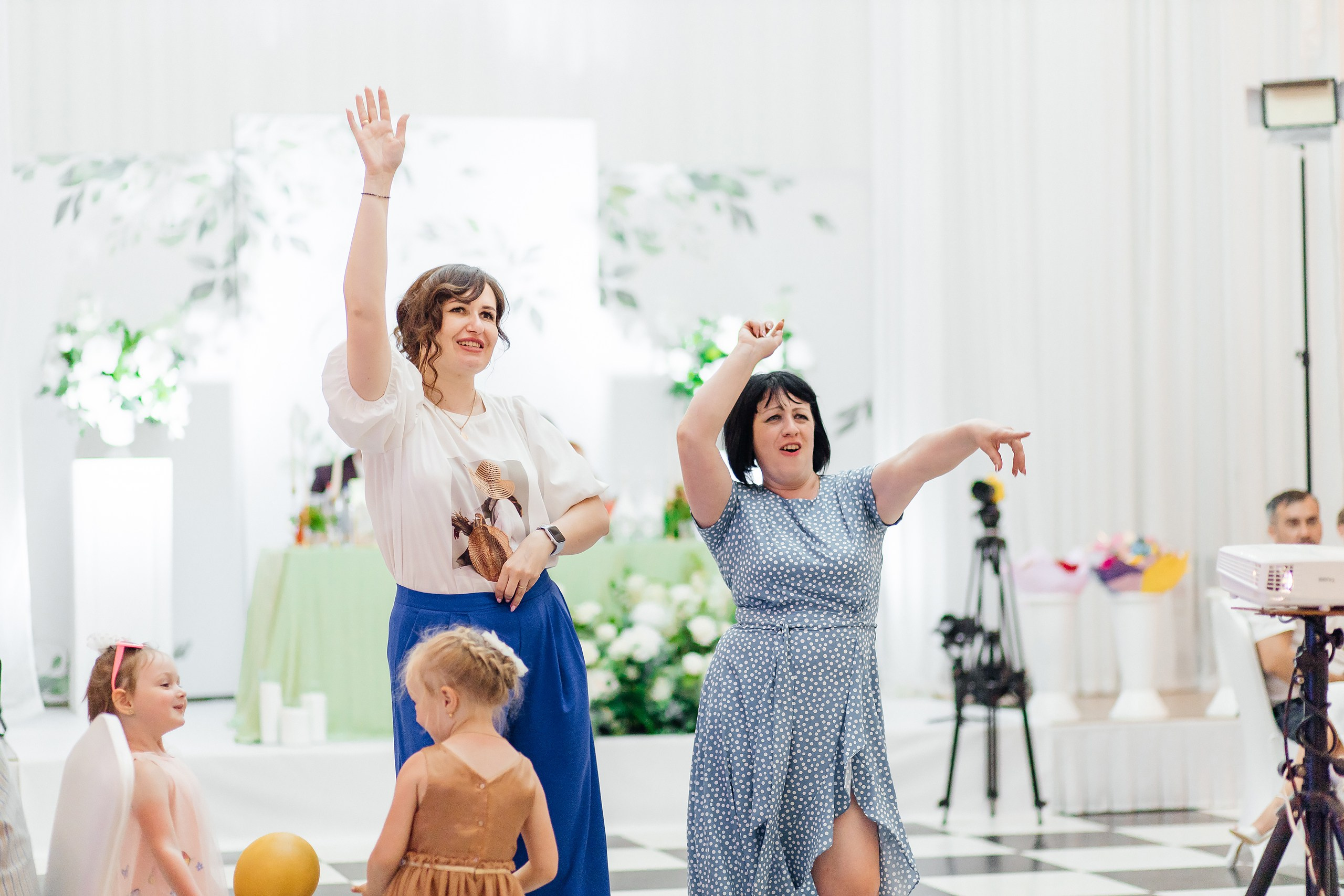 О себе. Ведущий на свадьбу в Балашихе, Железнодорожном, Москве Евгения Гундер