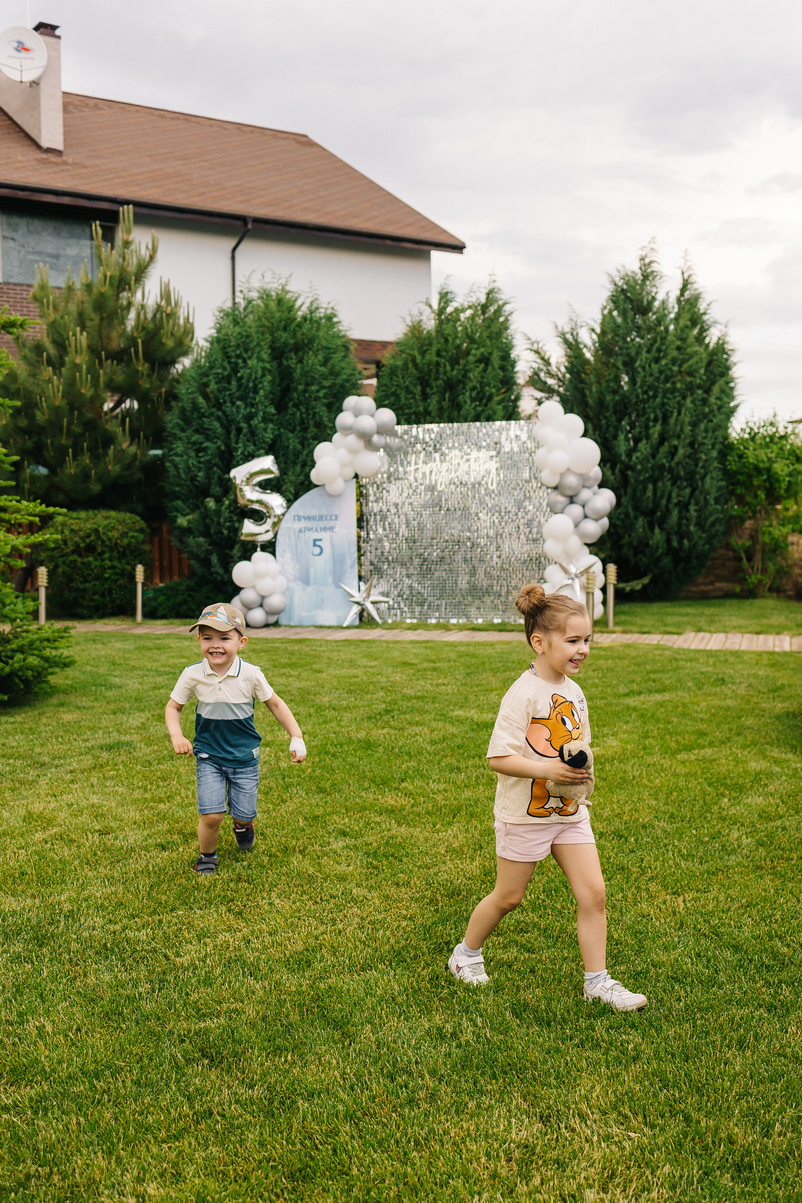 5 лет Арианне. СЕМЕЙНЫЙ ФОТОГРАФ В САРАТОВЕ